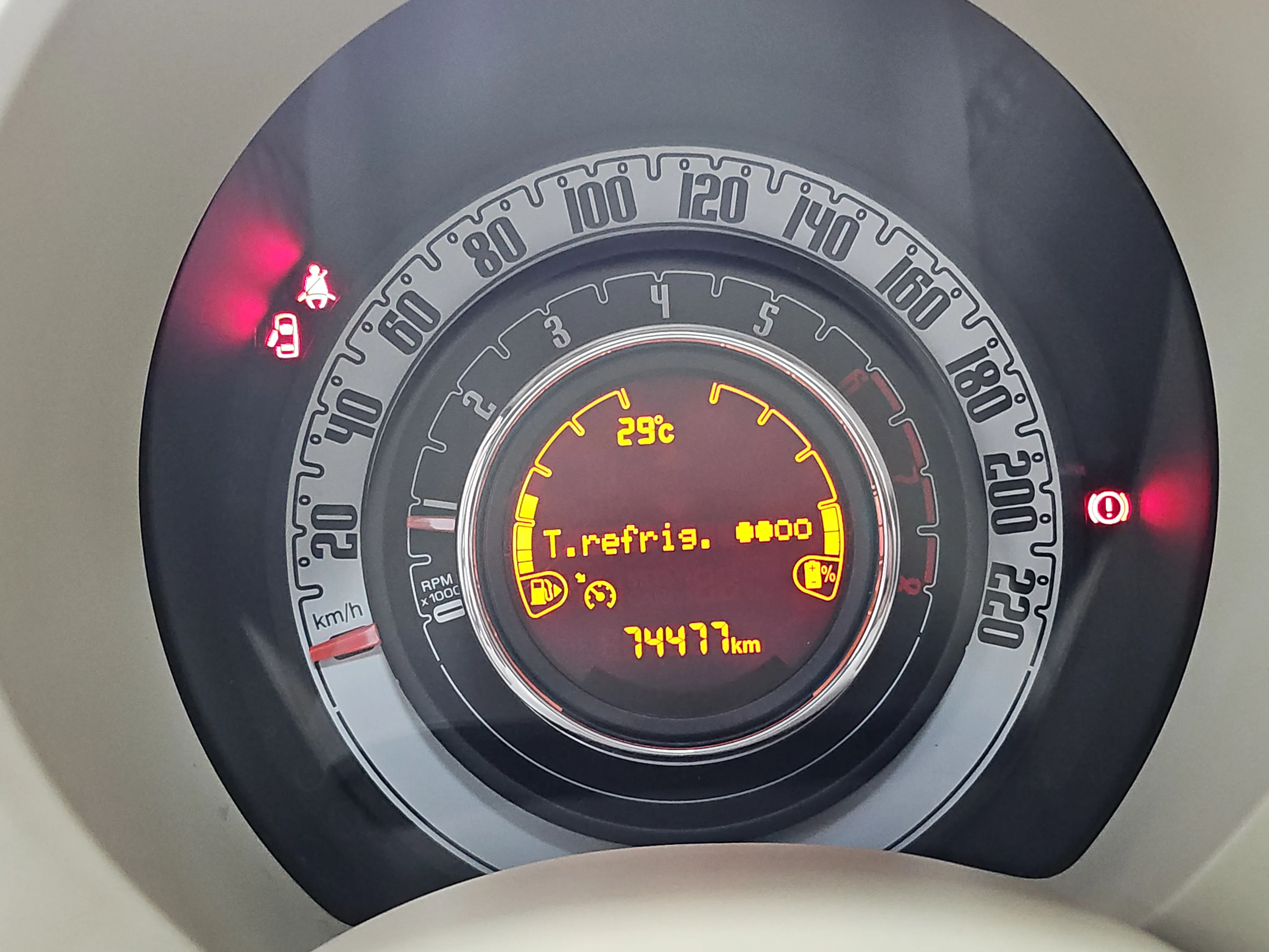 Fiat 500 Dolcevita 1.0 Hybrid - foto 14