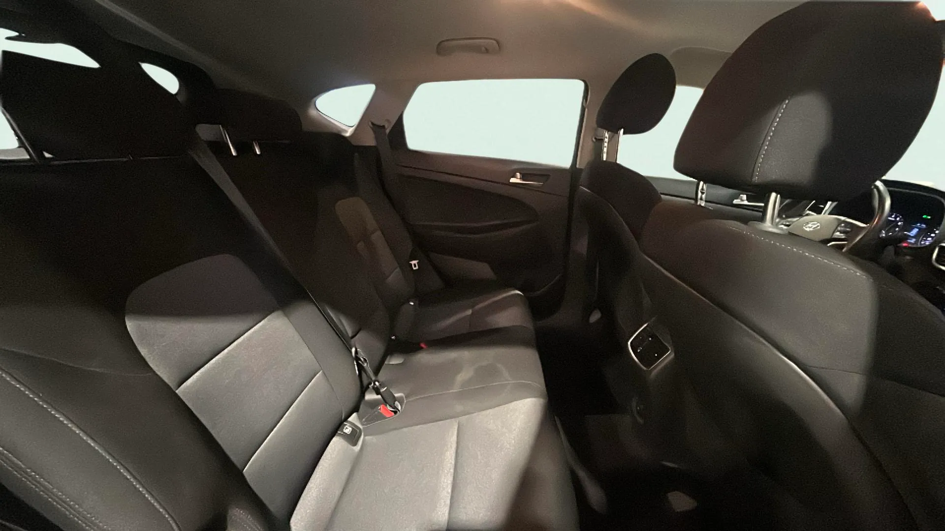 Hyundai Tucson 1.6 GDI N-Line Lite 4x2 - foto 20