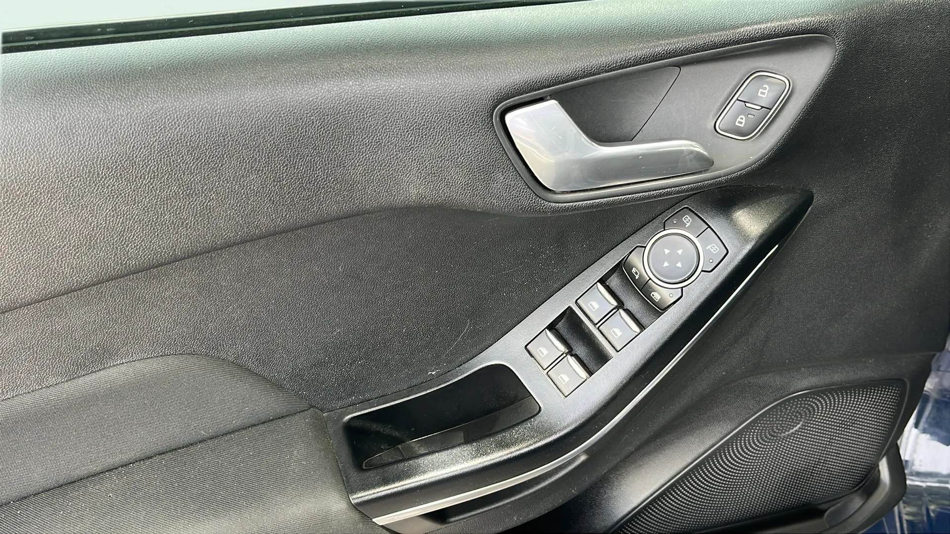 Ford Fiesta 1.0 EcoBoost ST-Line - foto 10