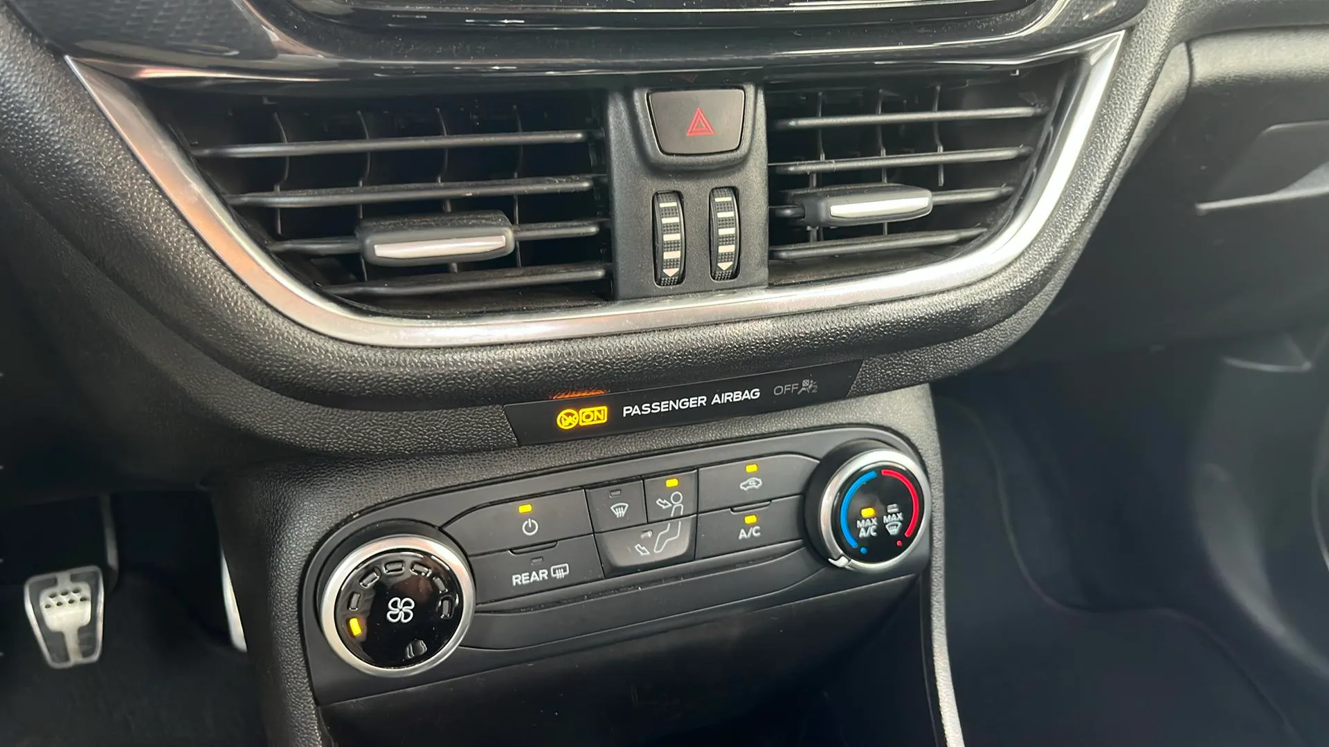 Ford Fiesta 1.0 EcoBoost ST-Line - foto 19