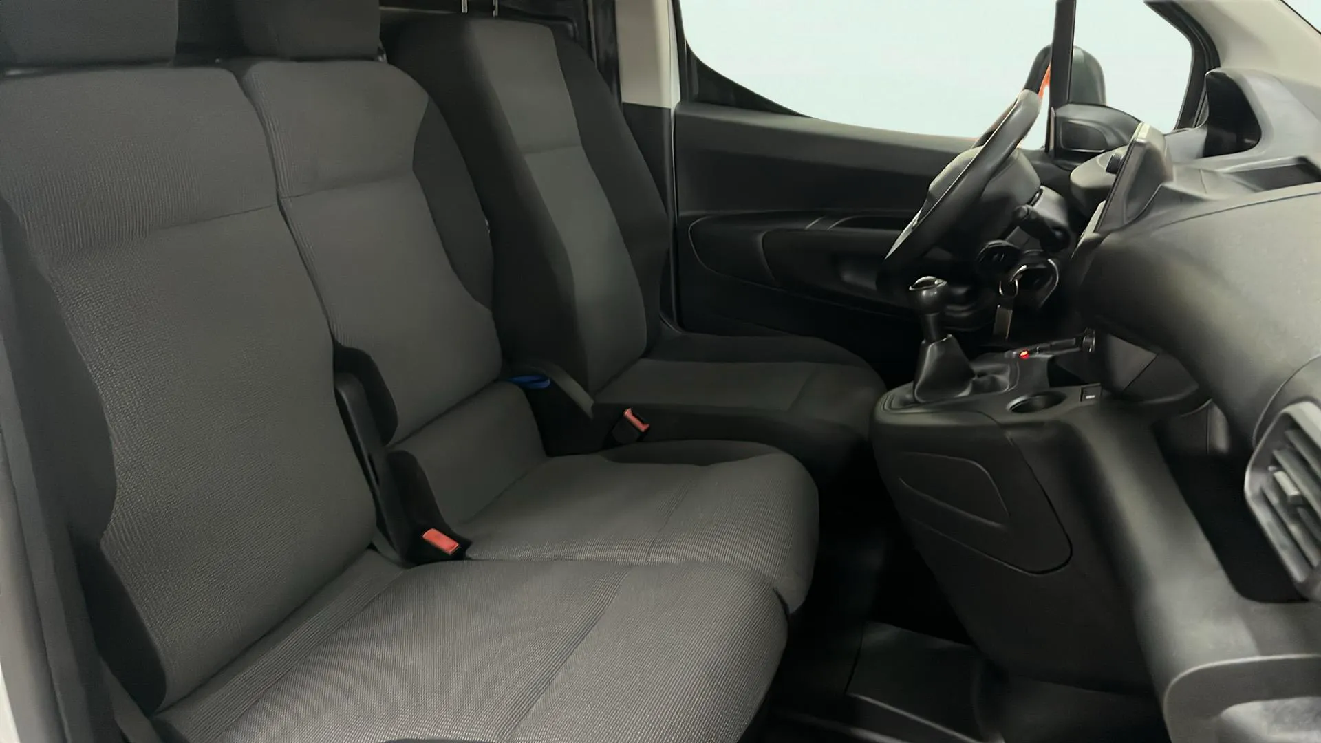 Peugeot Partner Pro Standard 600kg BlueHDi - foto 12