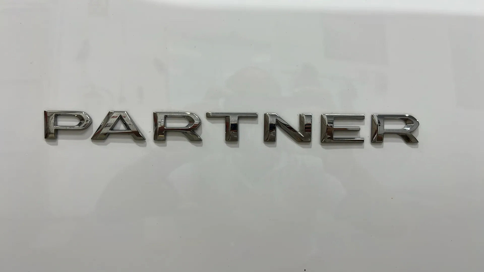 Peugeot Partner Pro Standard 600kg BlueHDi - foto 9