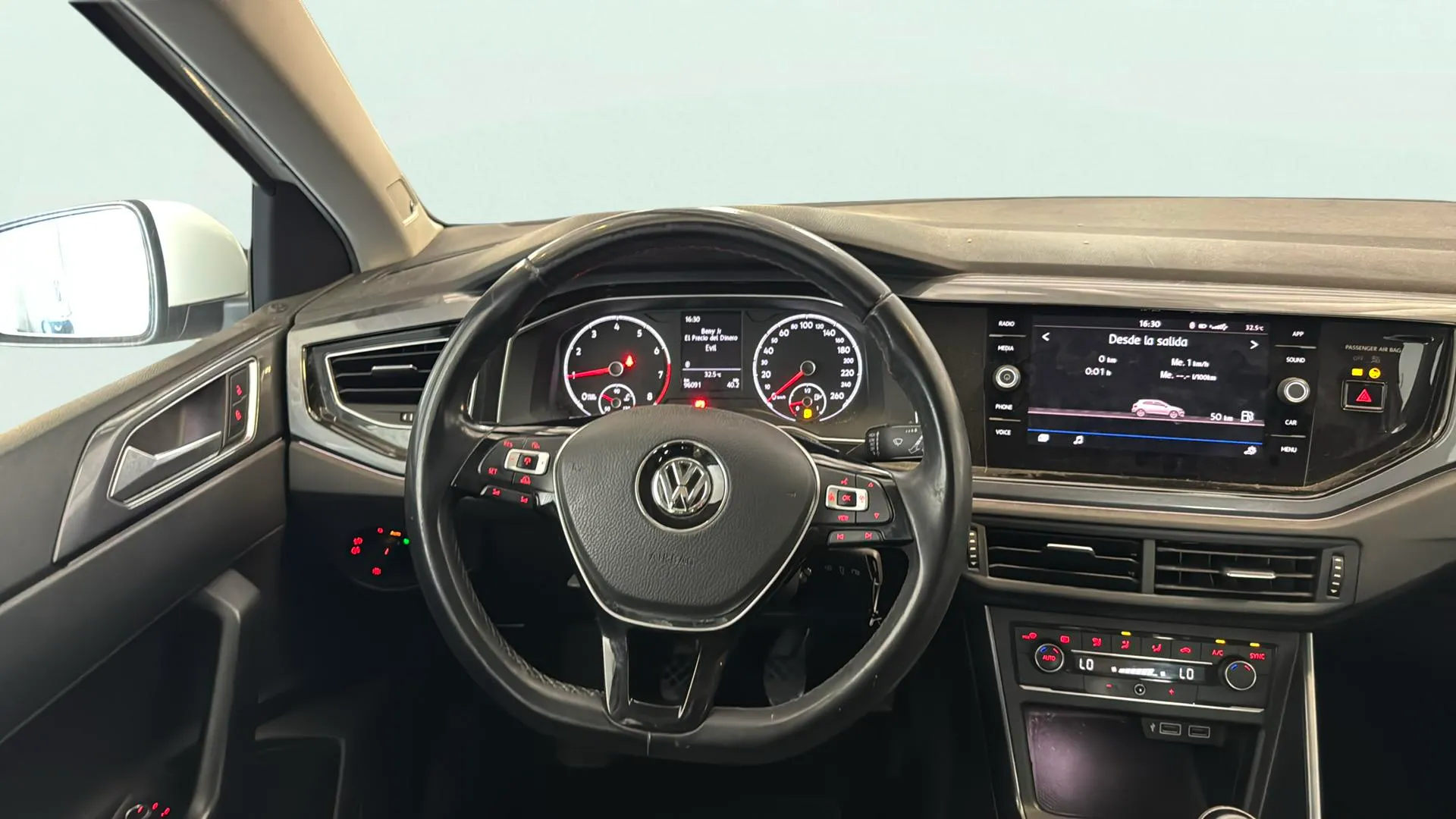 Volkswagen Polo Sport 1.0 TSI - foto 9