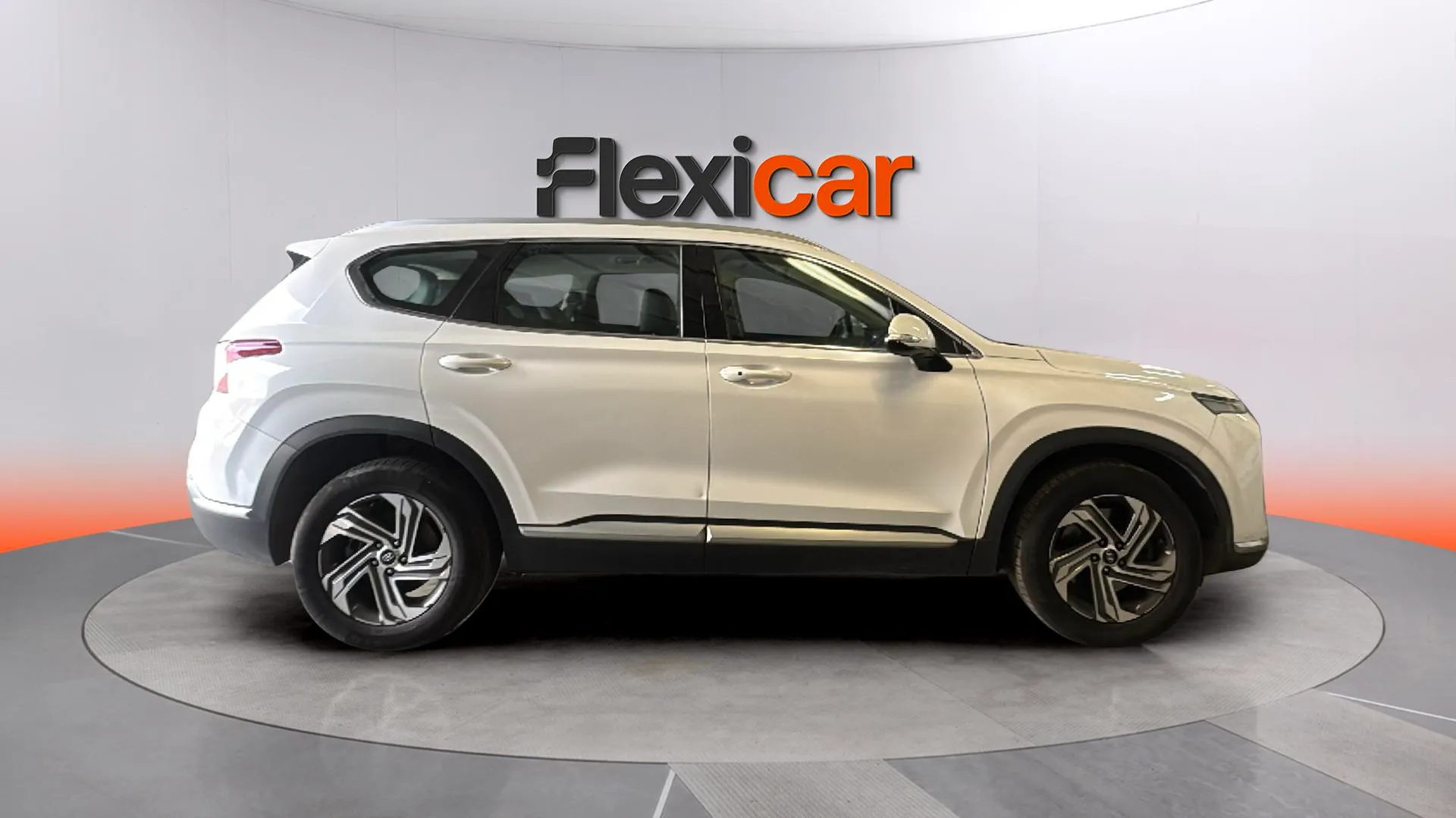 Hyundai Santa Fe 2.2 CRDi Klass 4x2 SR - foto 5