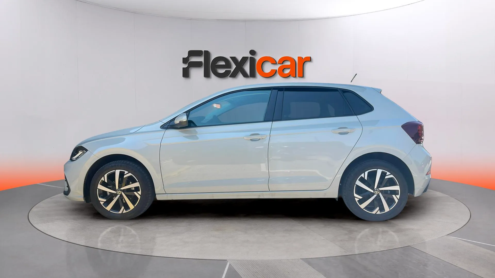 Volkswagen Polo "Más" 1.0 TSI - foto 4