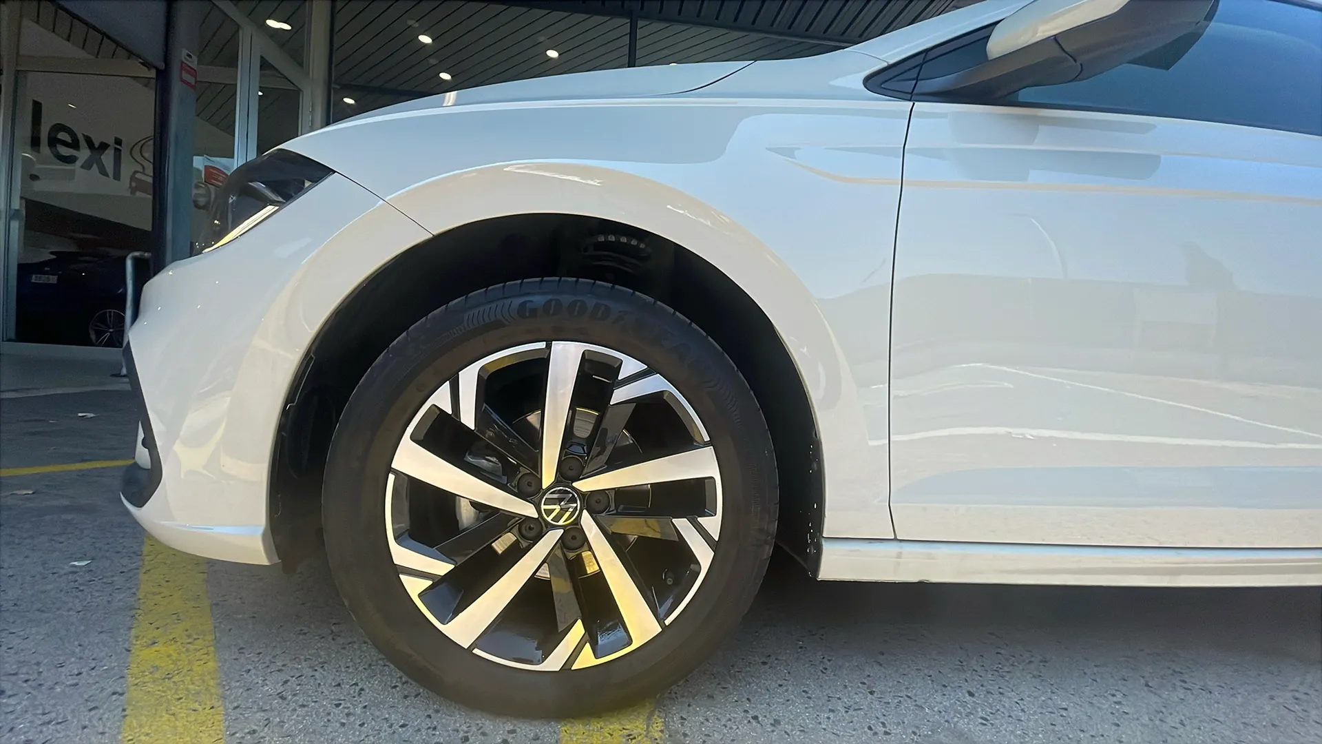 Volkswagen Polo "Más" 1.0 TSI - foto 9
