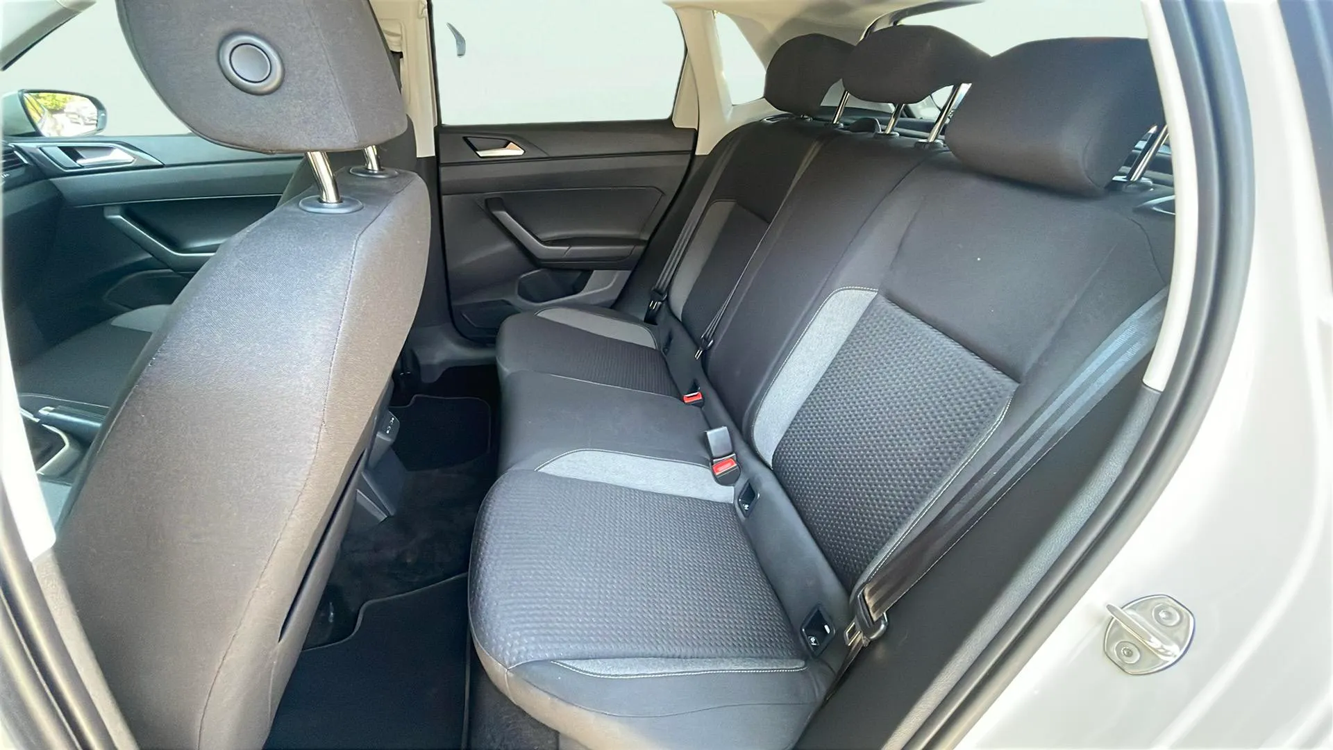 Volkswagen Polo "Más" 1.0 TSI - foto 18