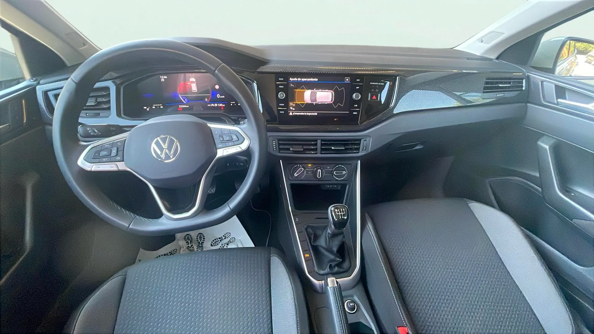 Volkswagen Polo "Más" 1.0 TSI - foto 11