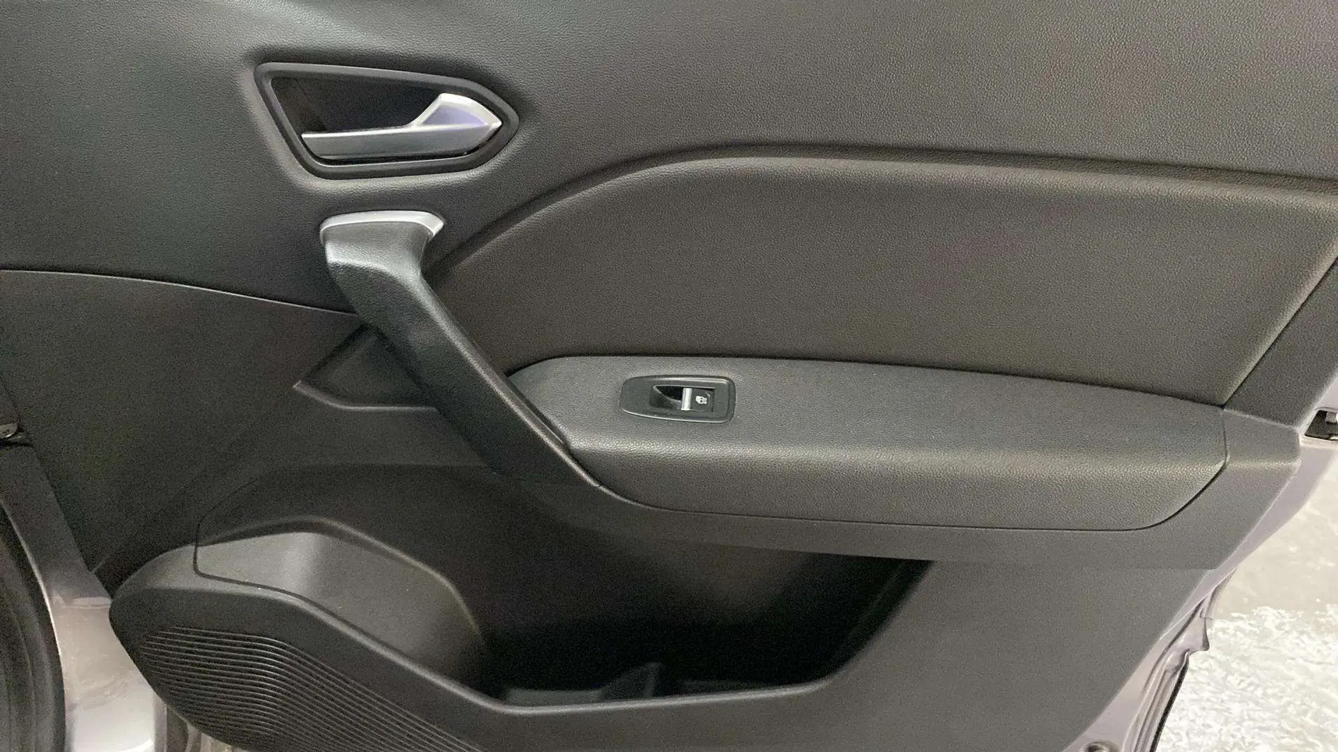 Renault Captur Intens E-Tech híbrido enchufable - foto 19