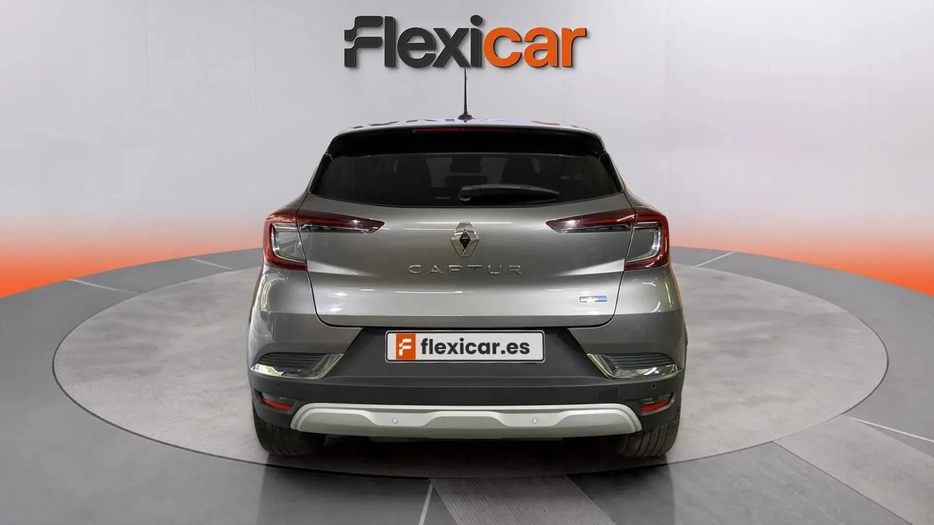 Renault Captur Intens E-Tech híbrido enchufable - foto 4