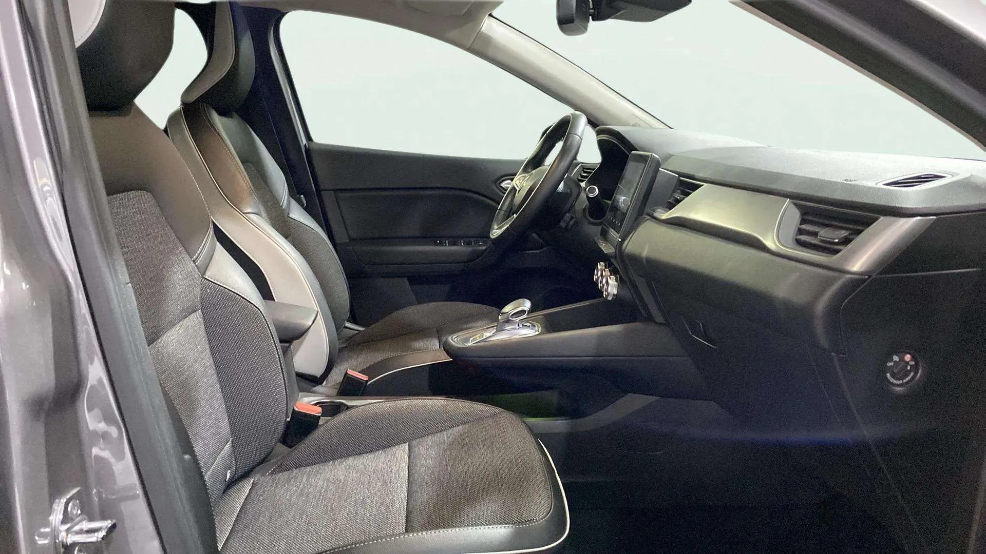 Renault Captur Intens E-Tech híbrido enchufable - foto 9