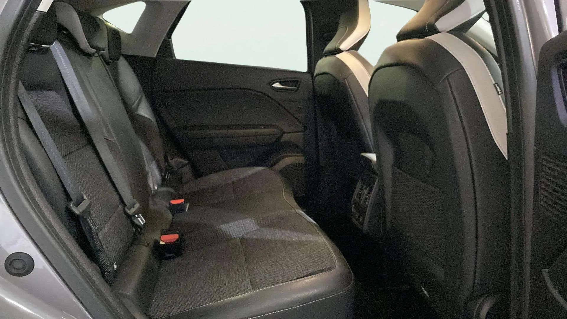 Renault Captur Intens E-Tech híbrido enchufable - foto 10