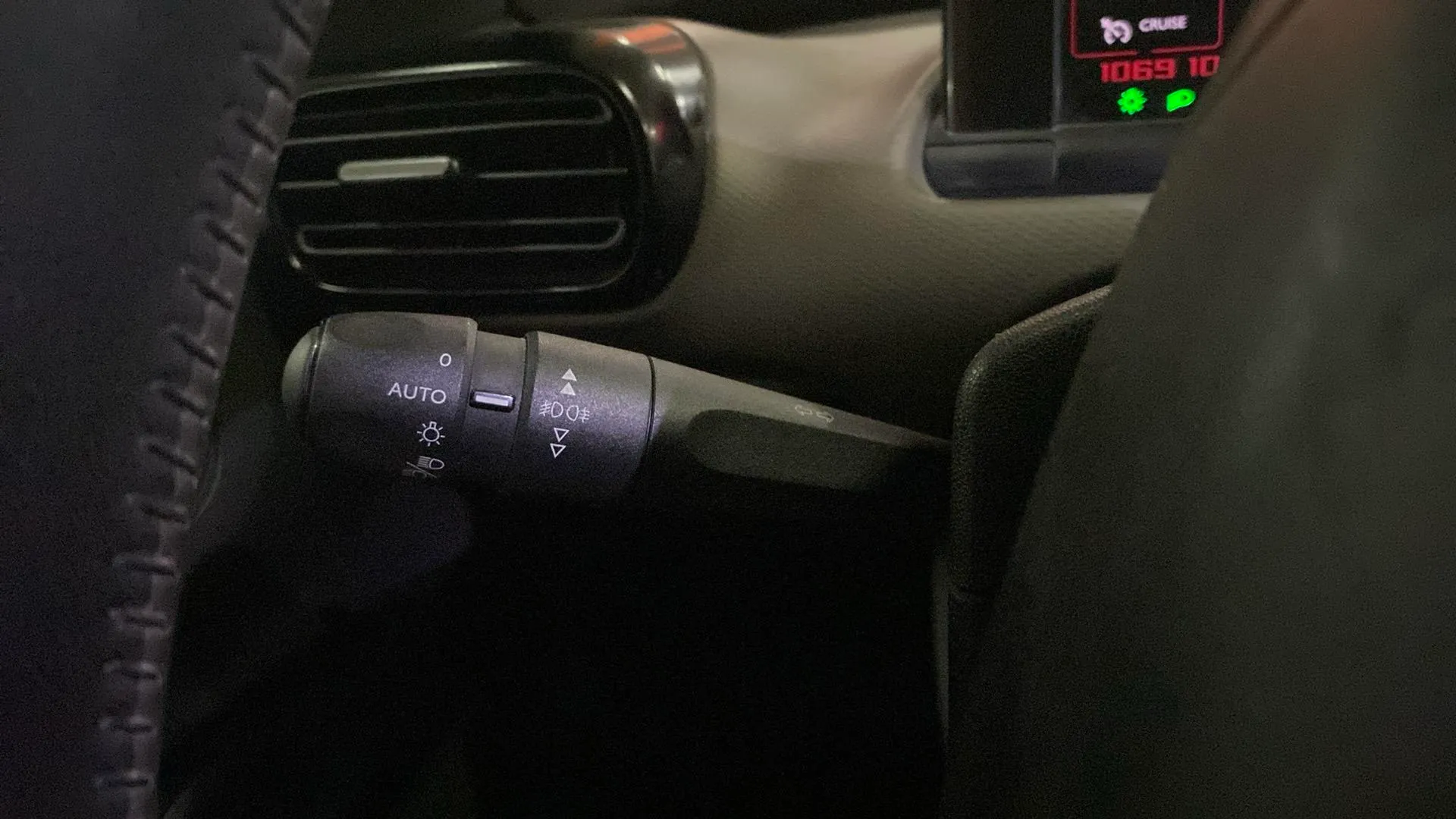Citroën C4 Cactus PureTech Shine - foto 18
