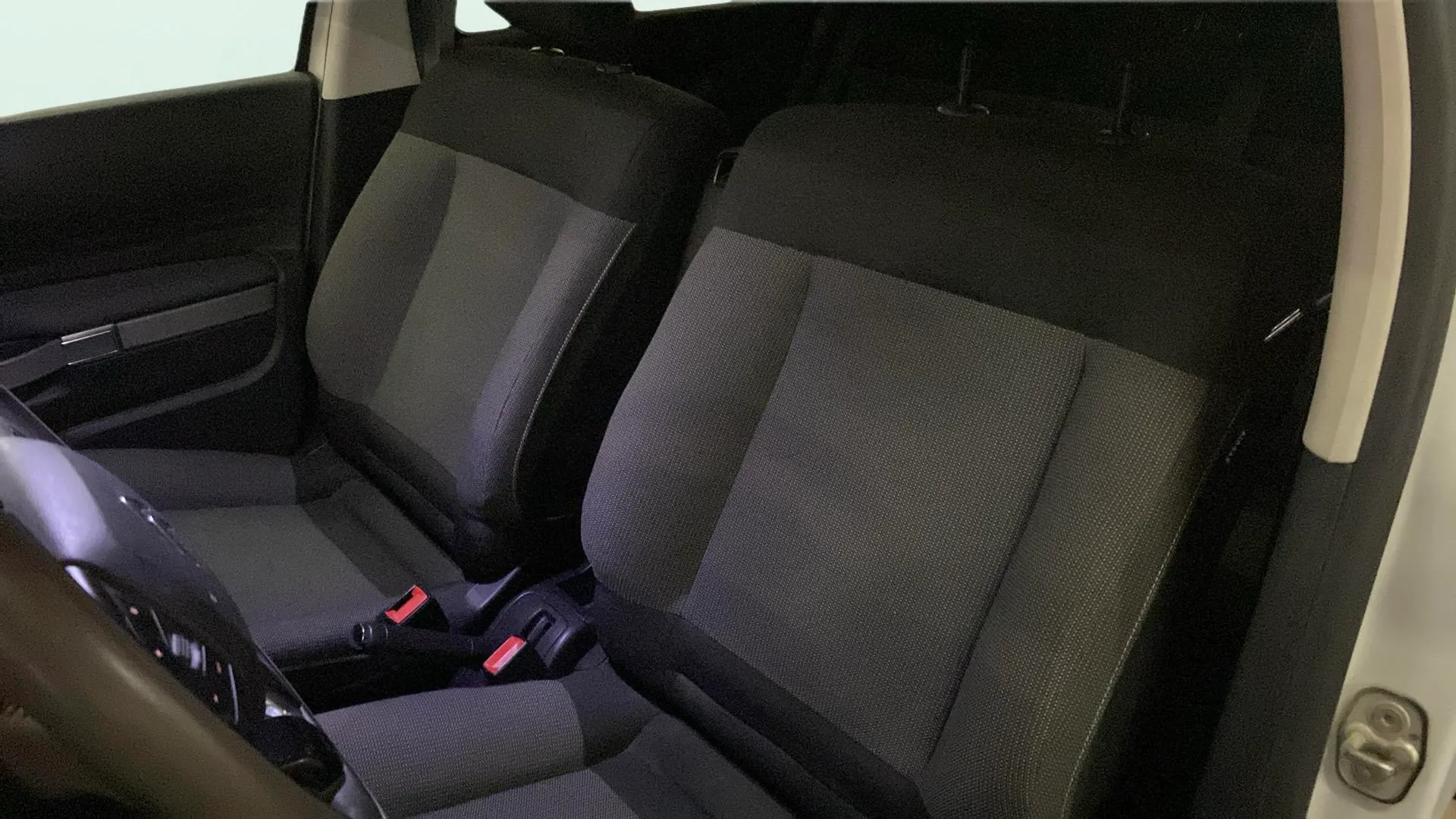 Citroën C4 Cactus PureTech Shine - foto 25