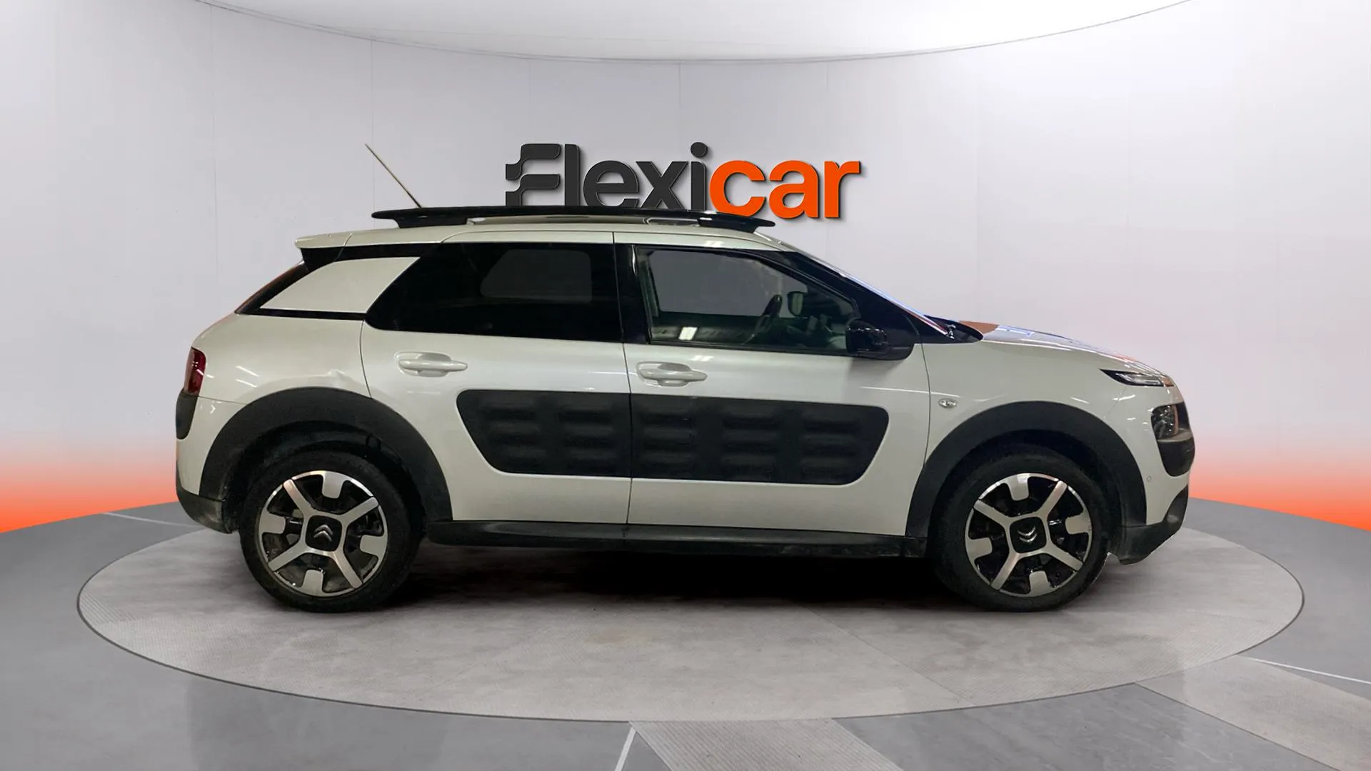 Citroën C4 Cactus PureTech Shine - foto 5