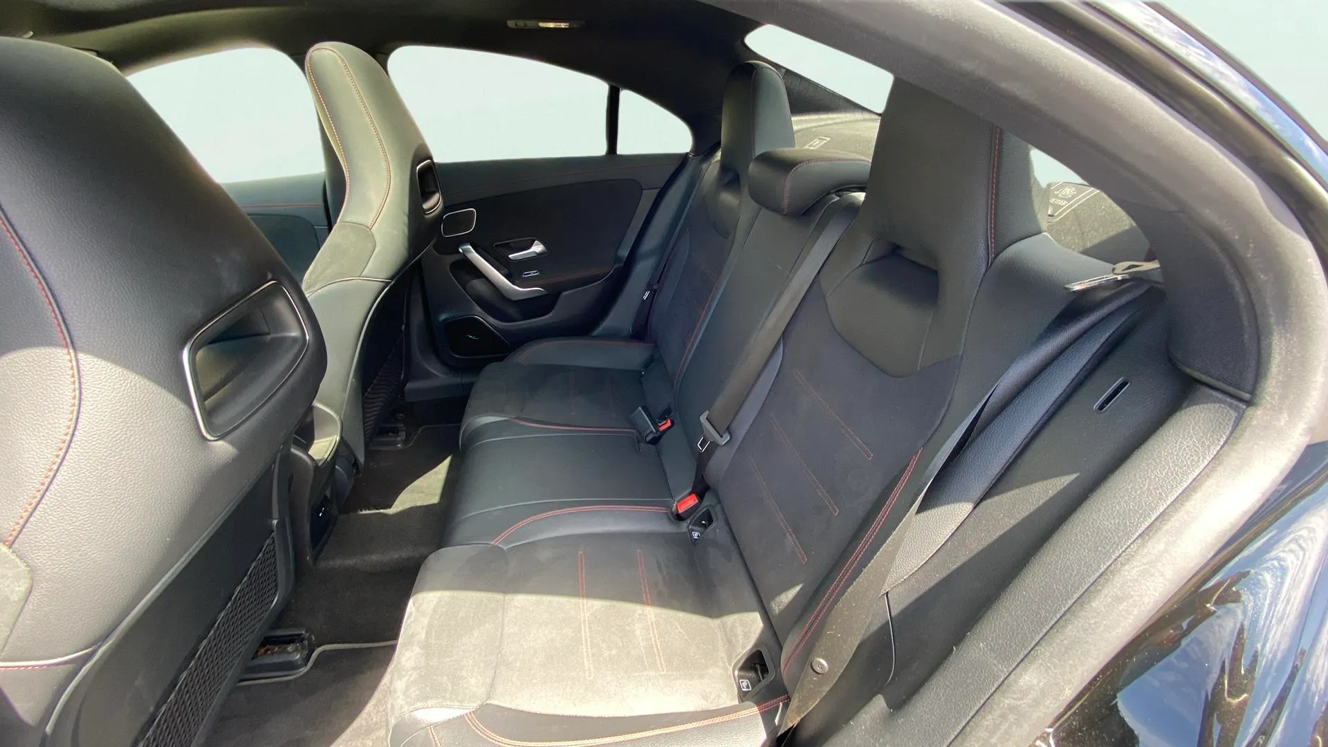 Mercedes-Benz CLA 200 D DCT - foto 12