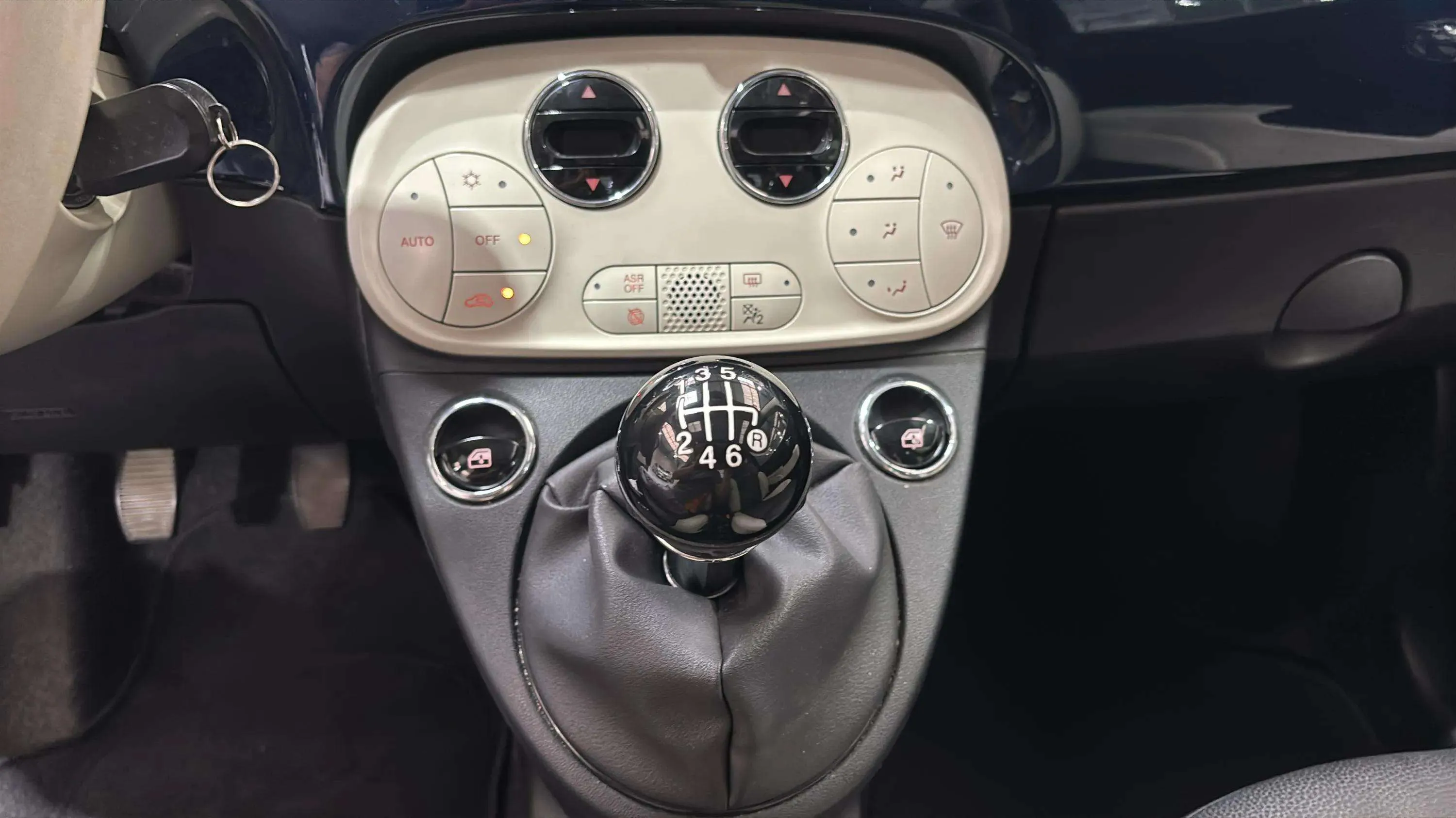 Fiat 500 Dolcevita 1.0 Hybrid - foto 8
