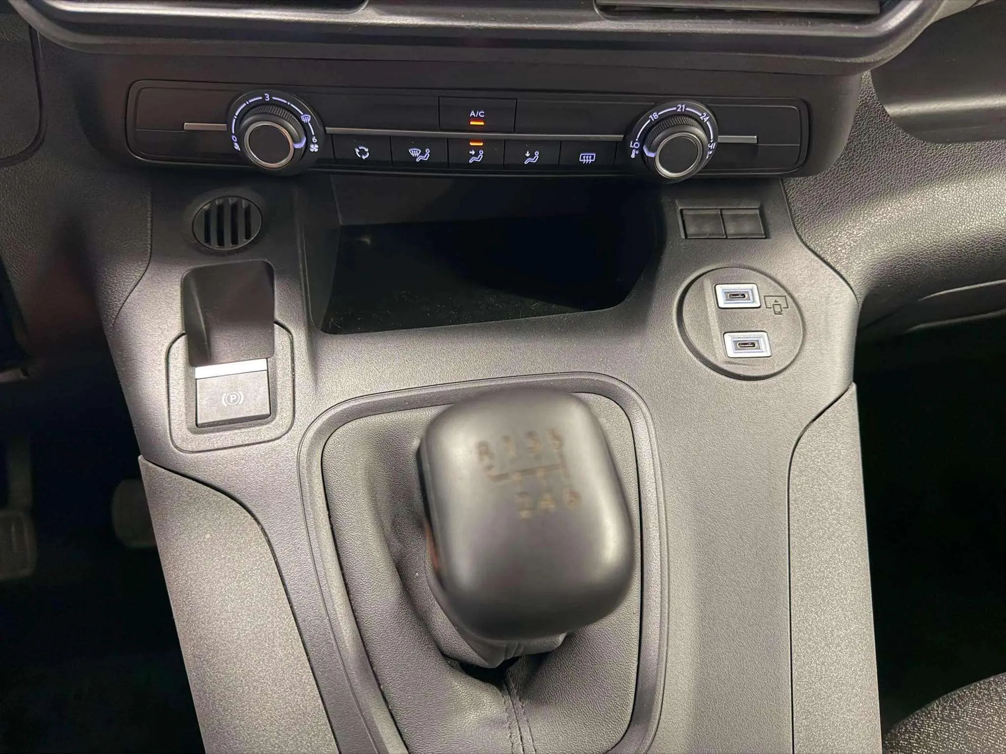 Peugeot Rifter Allure BlueHDi 100 Long - foto 17