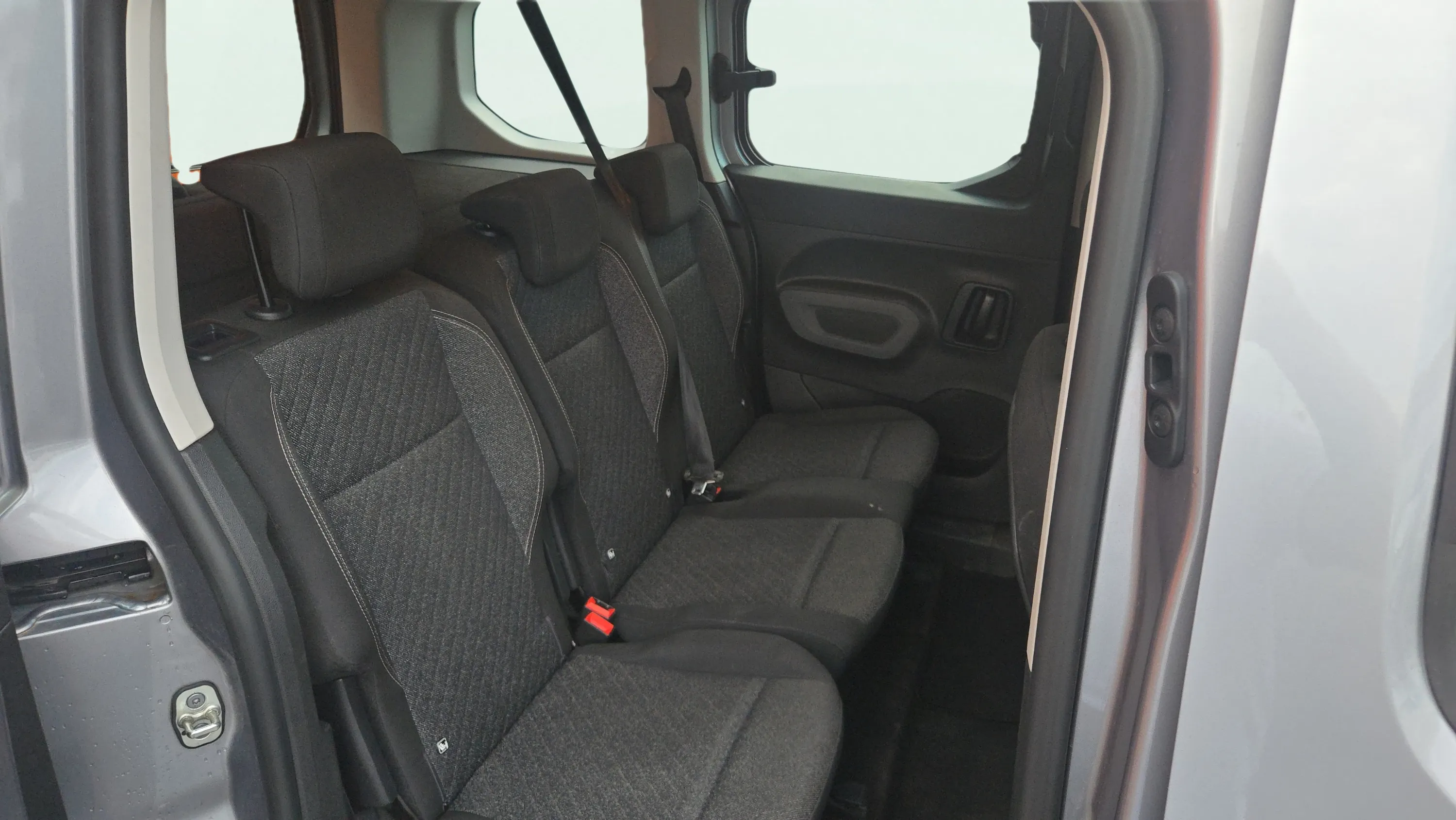 Peugeot Rifter Allure BlueHDi 100 Long - foto 14