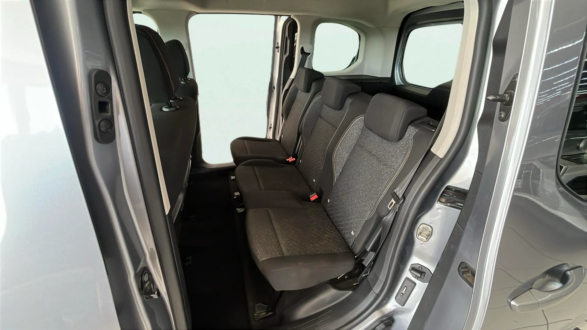 Peugeot Rifter Allure BlueHDi 100 Long - foto 19