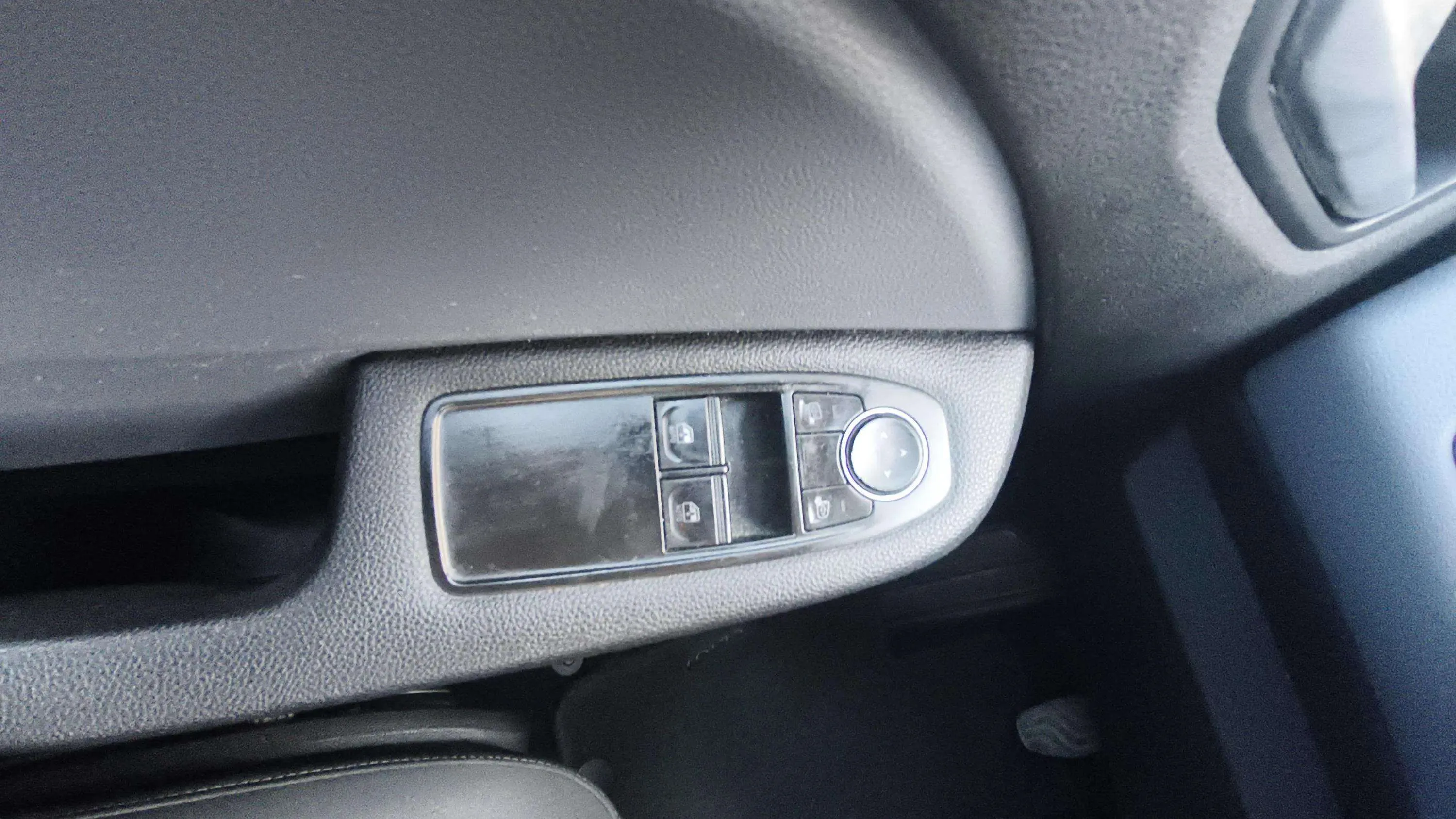 Renault Clio Business Blue dCi - foto 28