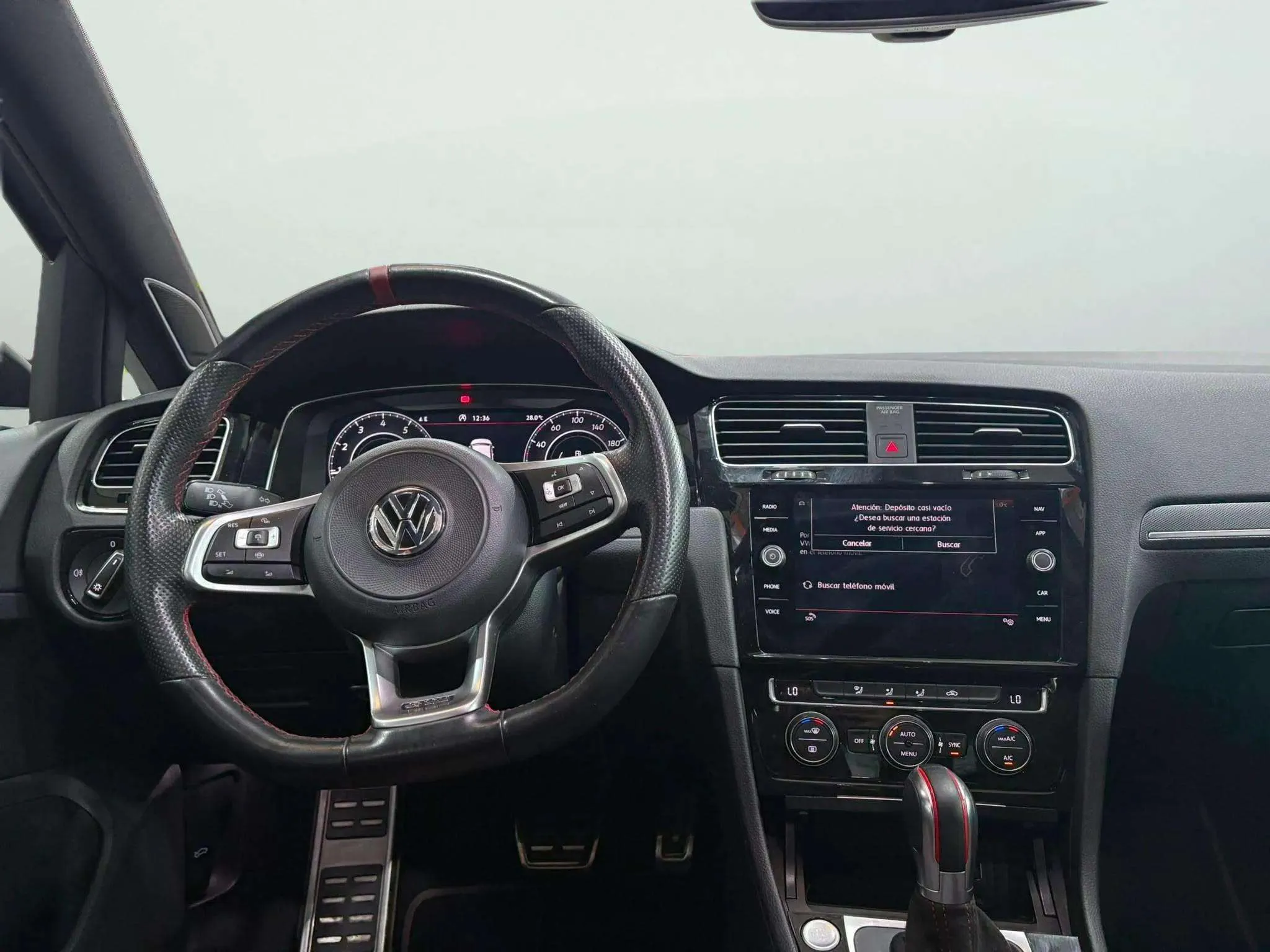 Volkswagen Golf GTI TCR 2.0 TSI DSG - foto 11