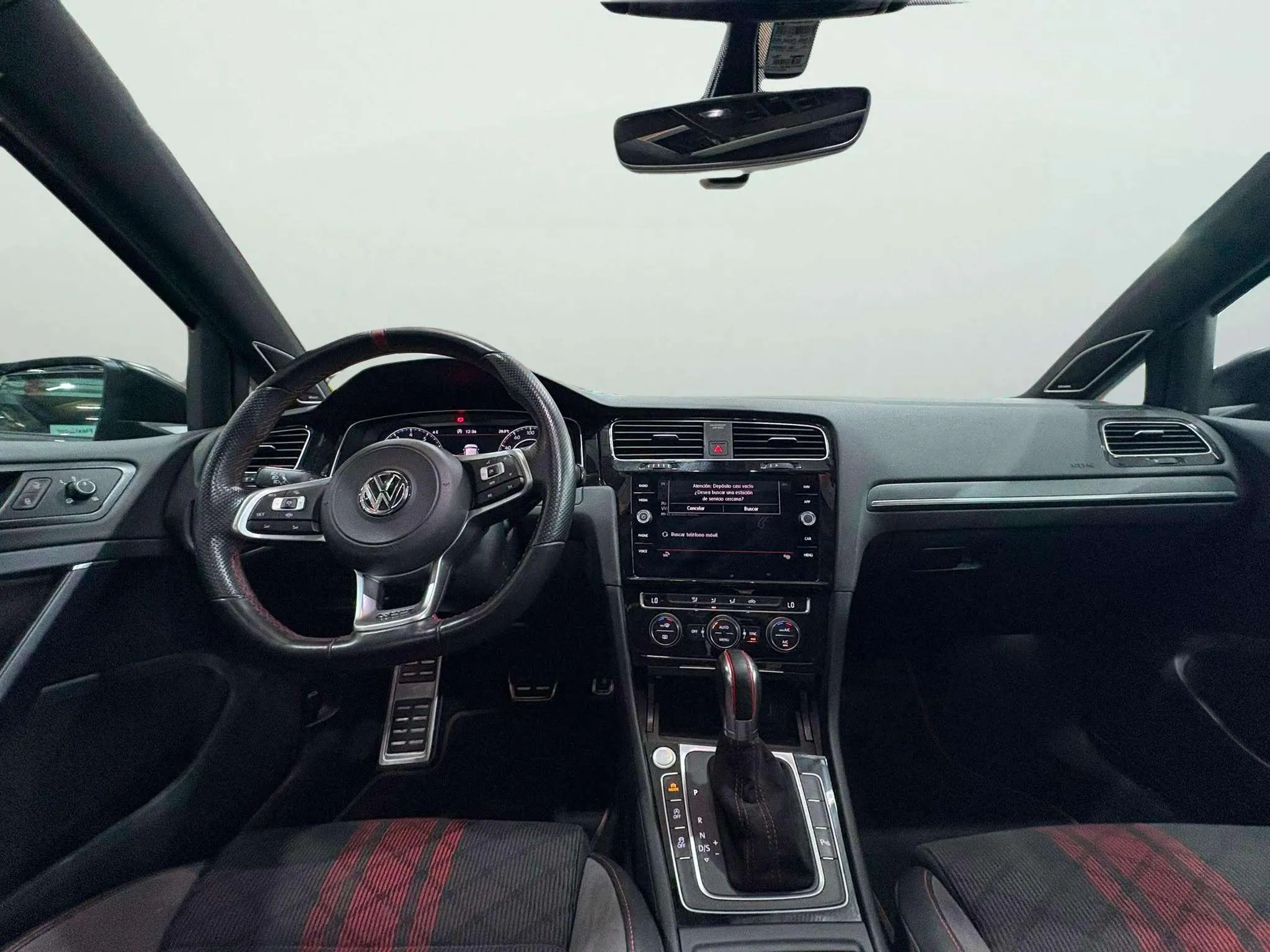 Volkswagen Golf GTI TCR 2.0 TSI DSG - foto 10