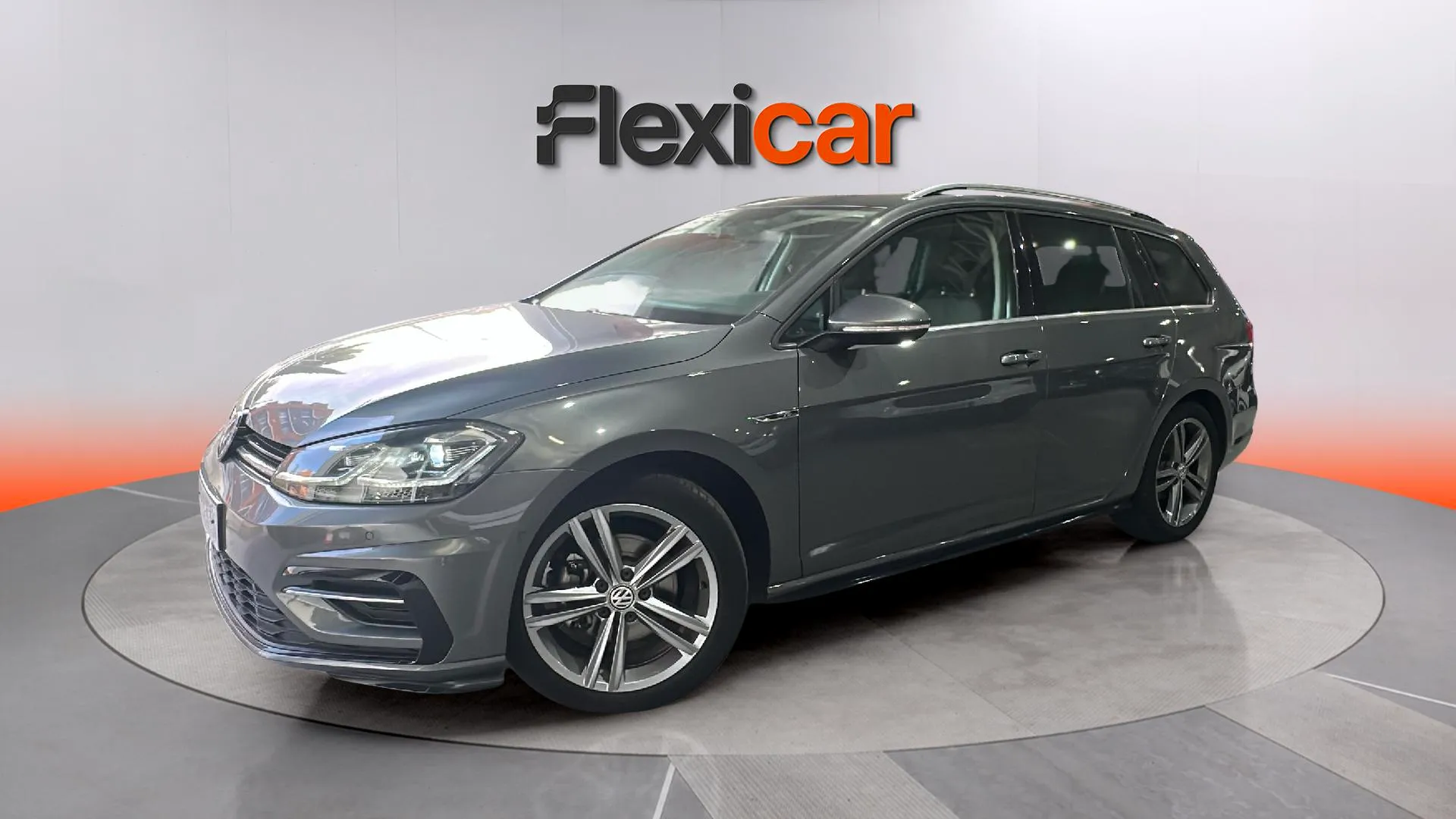 Volkswagen Golf Sport R-Line 1.5 TSI DSG Variant - foto 3