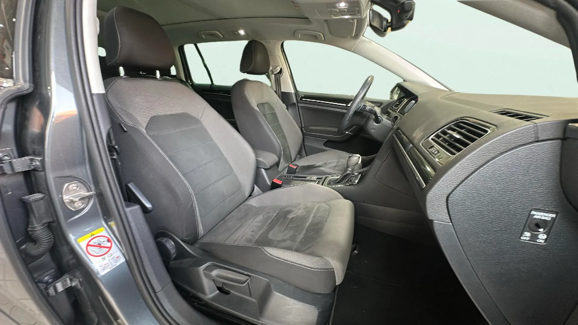 Volkswagen Golf Sport R-Line 1.5 TSI DSG Variant - foto 12