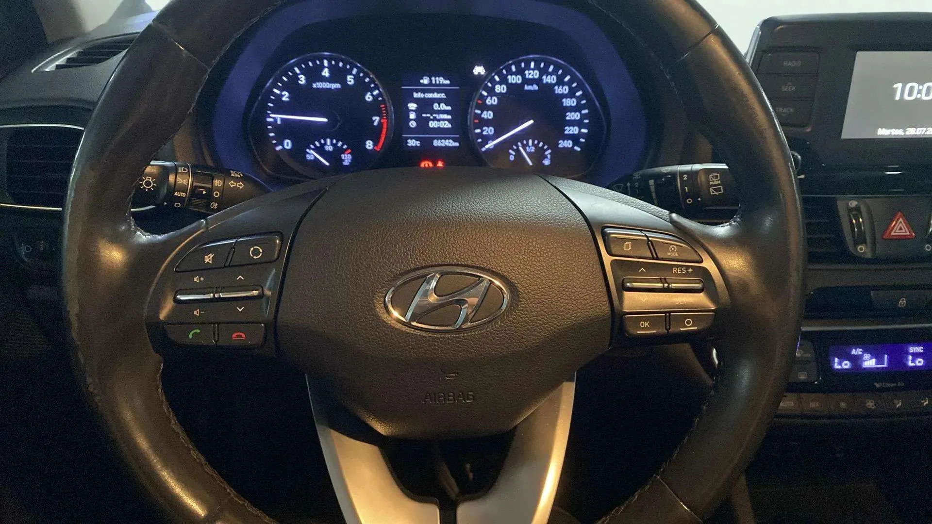 Hyundai i30 1.0 T-GDi Go! - foto 10