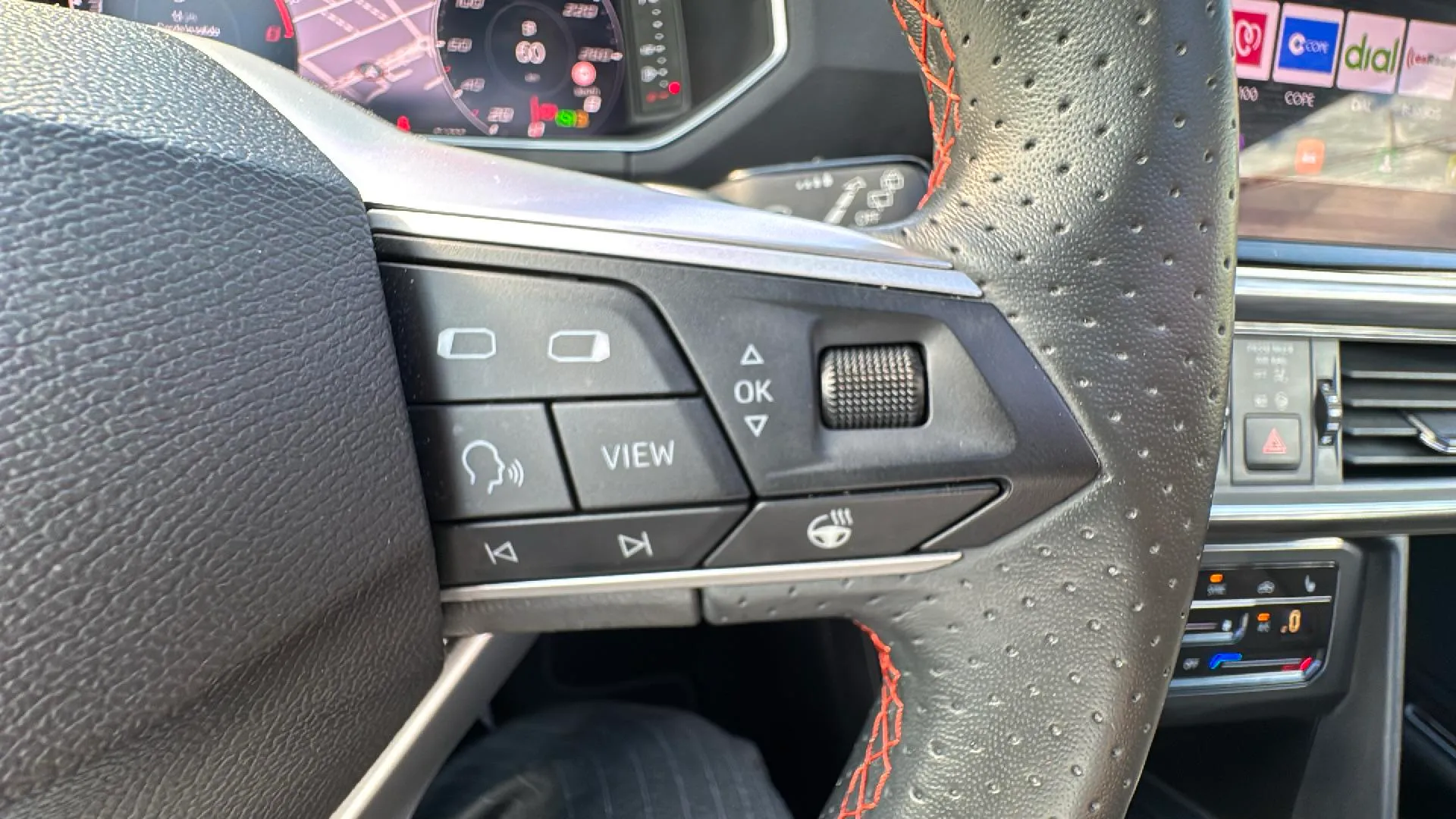 SEAT Tarraco 1.5 TSI FR Edition DSG - foto 28