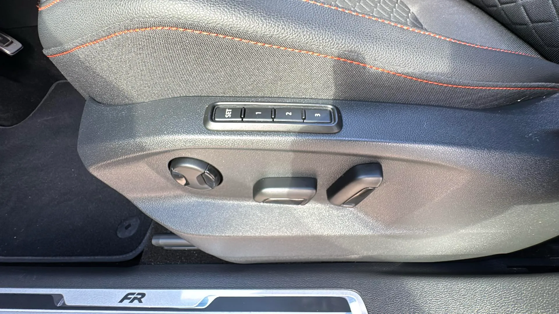 SEAT Tarraco 1.5 TSI FR Edition DSG - foto 23