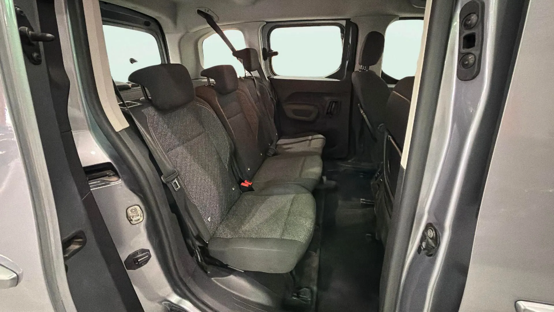 Peugeot Rifter Allure BlueHDi 100 Long - foto 21