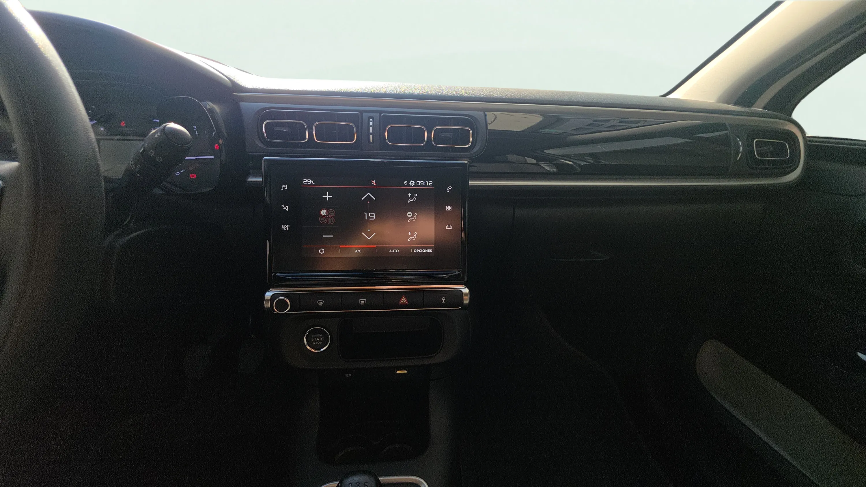 Citroën C3 PureTech Shine - foto 14