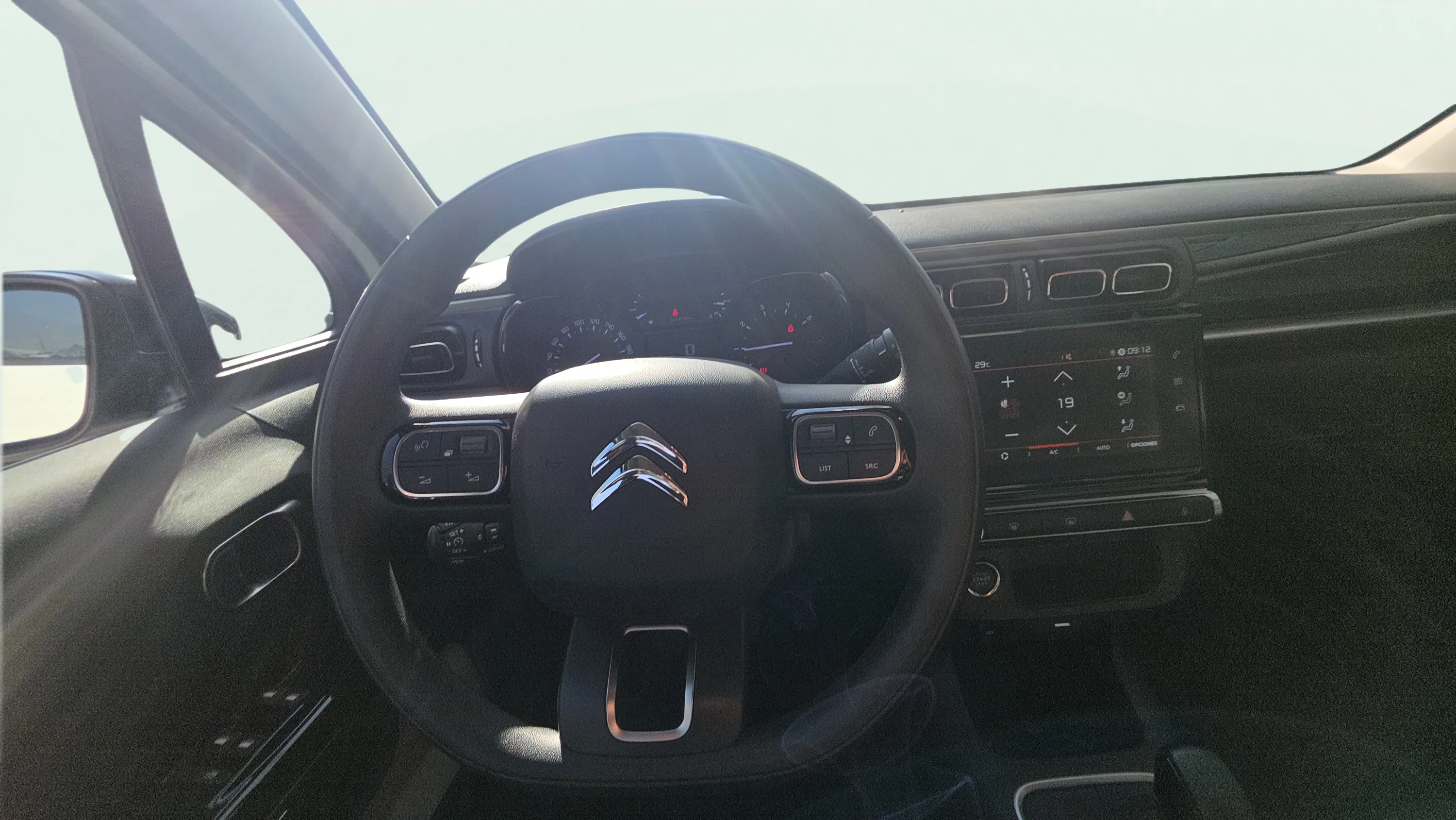 Citroën C3 PureTech Shine - foto 16