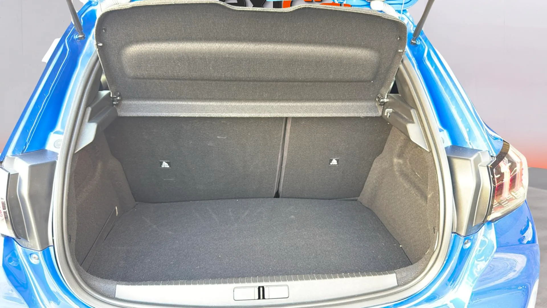 Peugeot 208 PureTech Allure Pack - foto 9