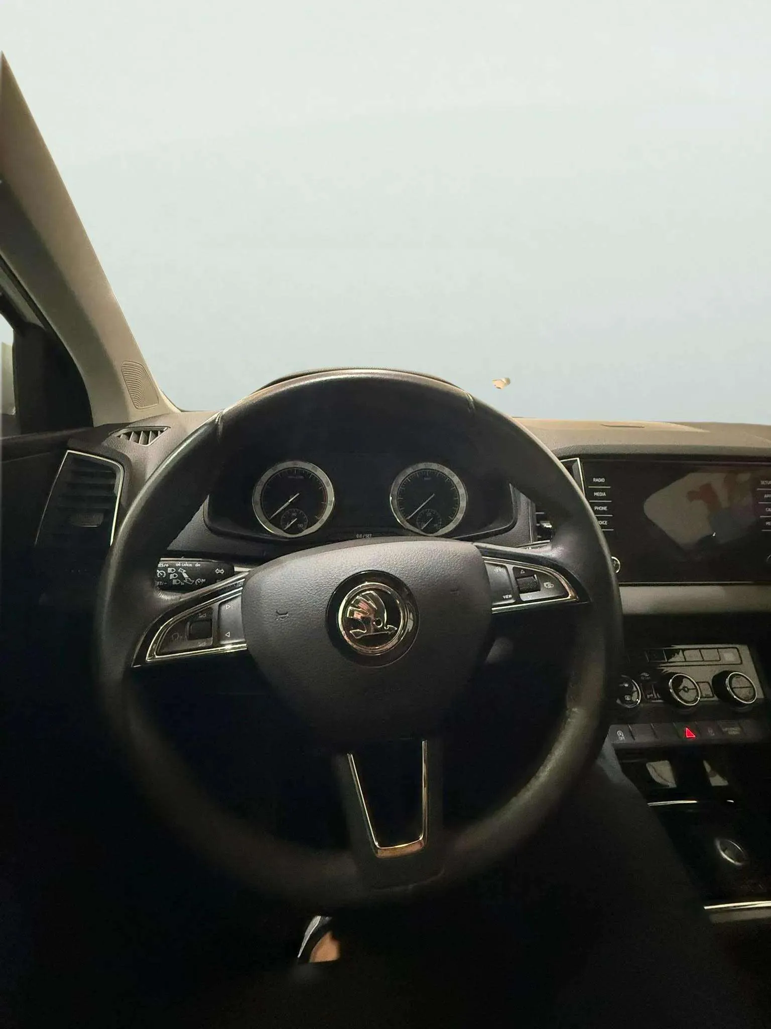 Škoda Karoq 1.5 TSI ACT Style - foto 19