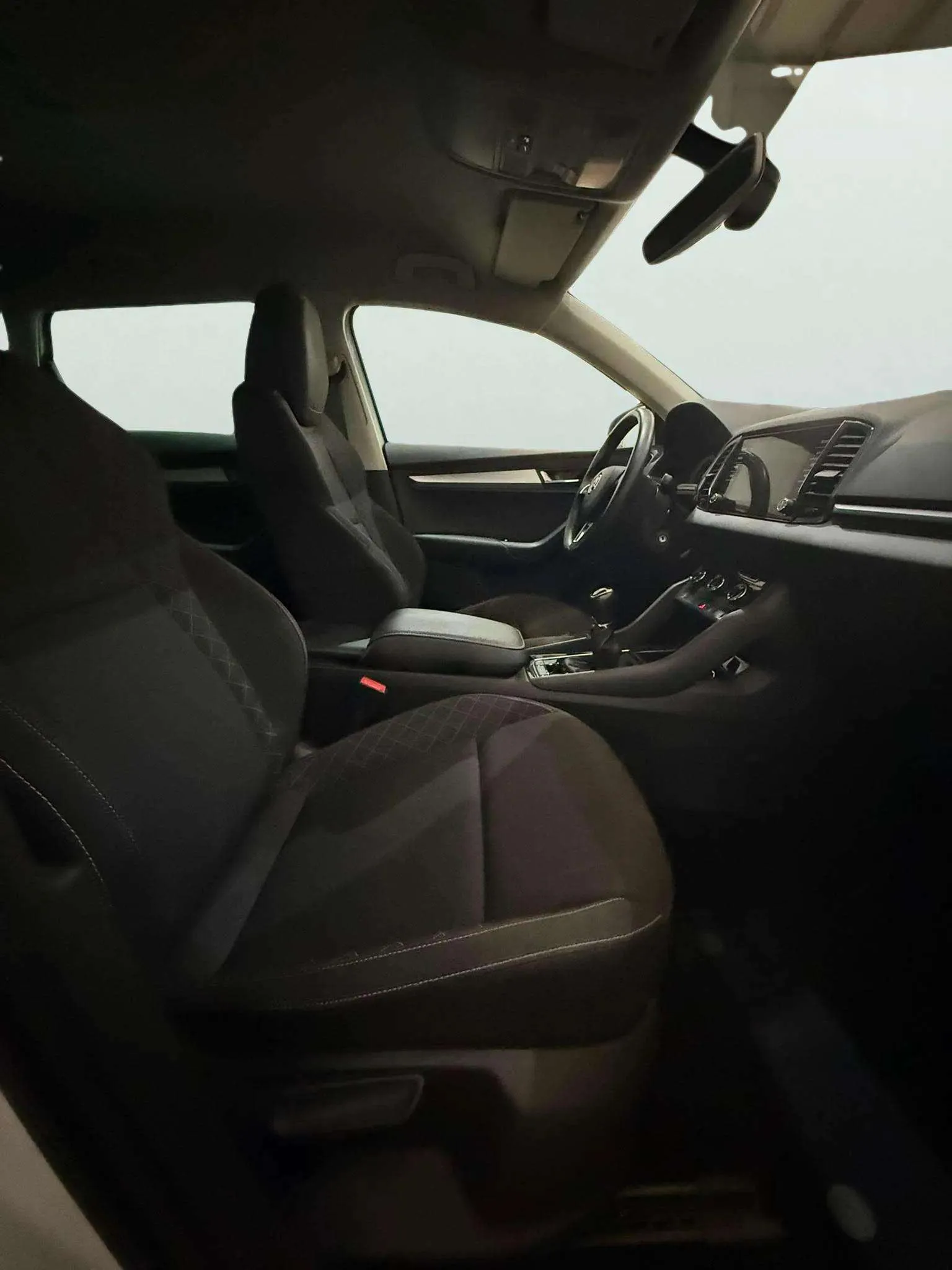 Škoda Karoq 1.5 TSI ACT Style - foto 28