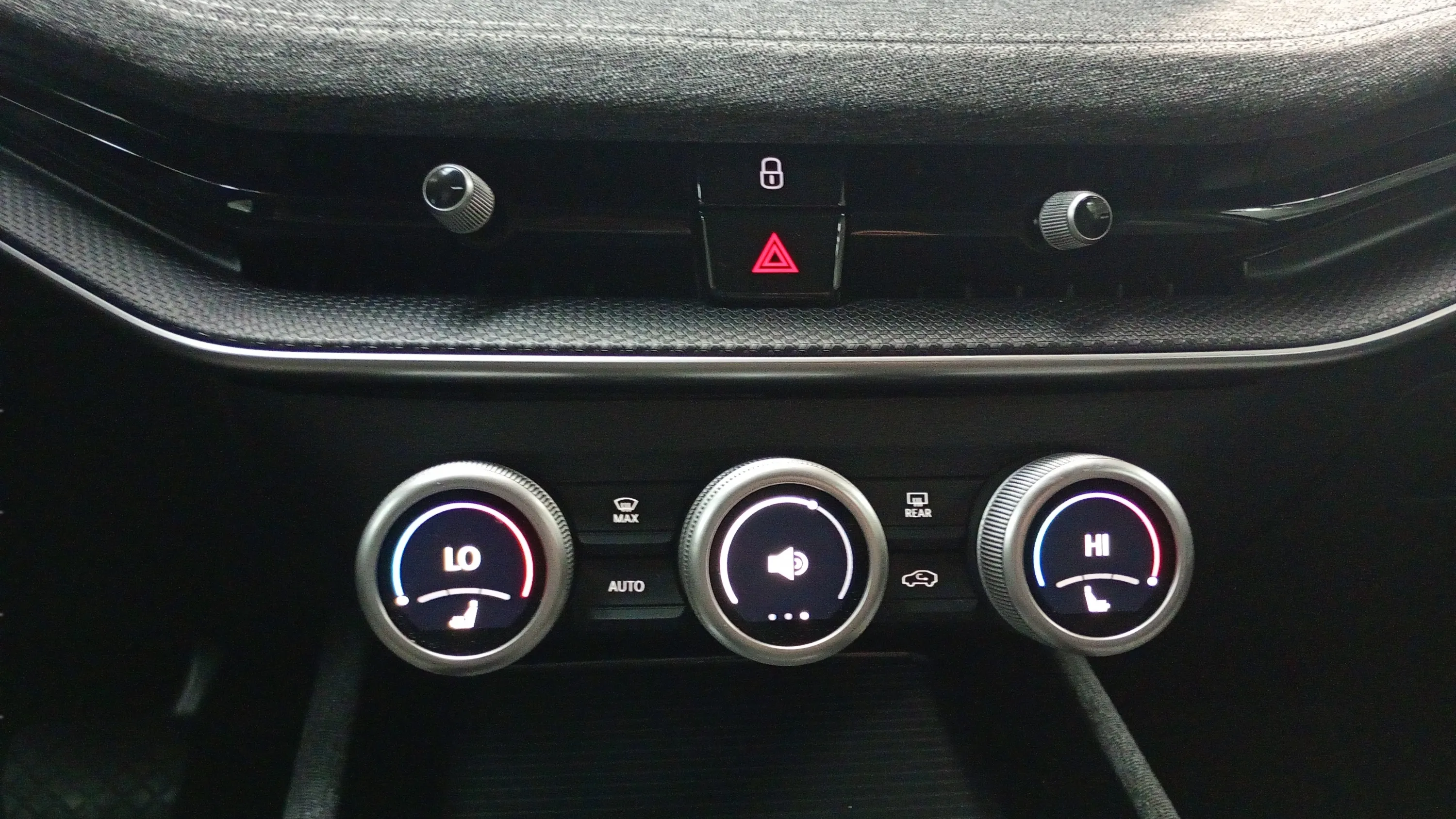 Škoda Superb Combi 1.5 TSI m-HEV DSG Selection - foto 17