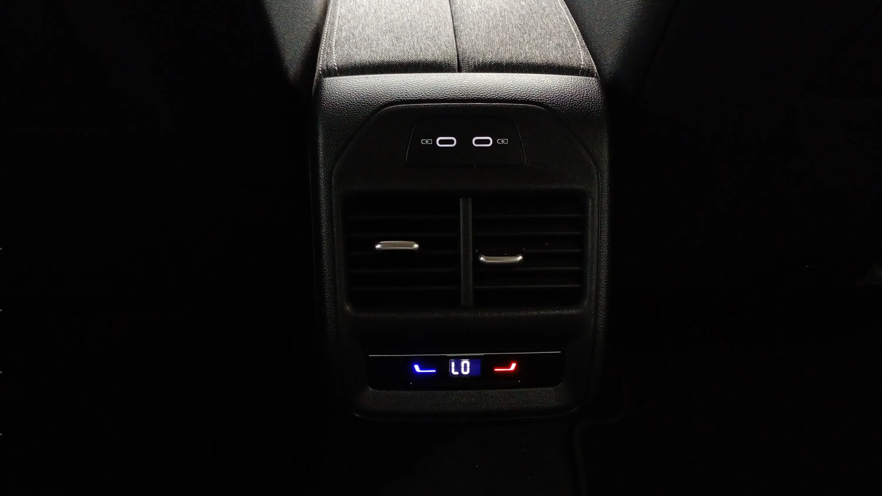 Škoda Superb Combi 1.5 TSI m-HEV DSG Selection - foto 19