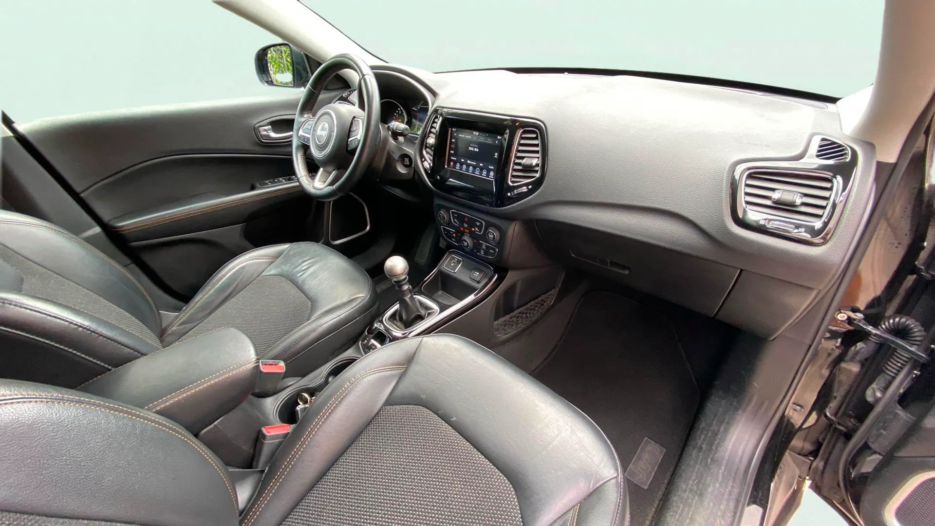 Jeep Compass 1.4 Mair Limited 4x2 - foto 20