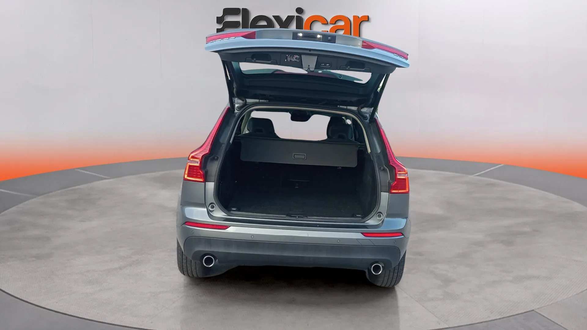 Volvo XC60 2.0 B4 D Momentum Pro - foto 13