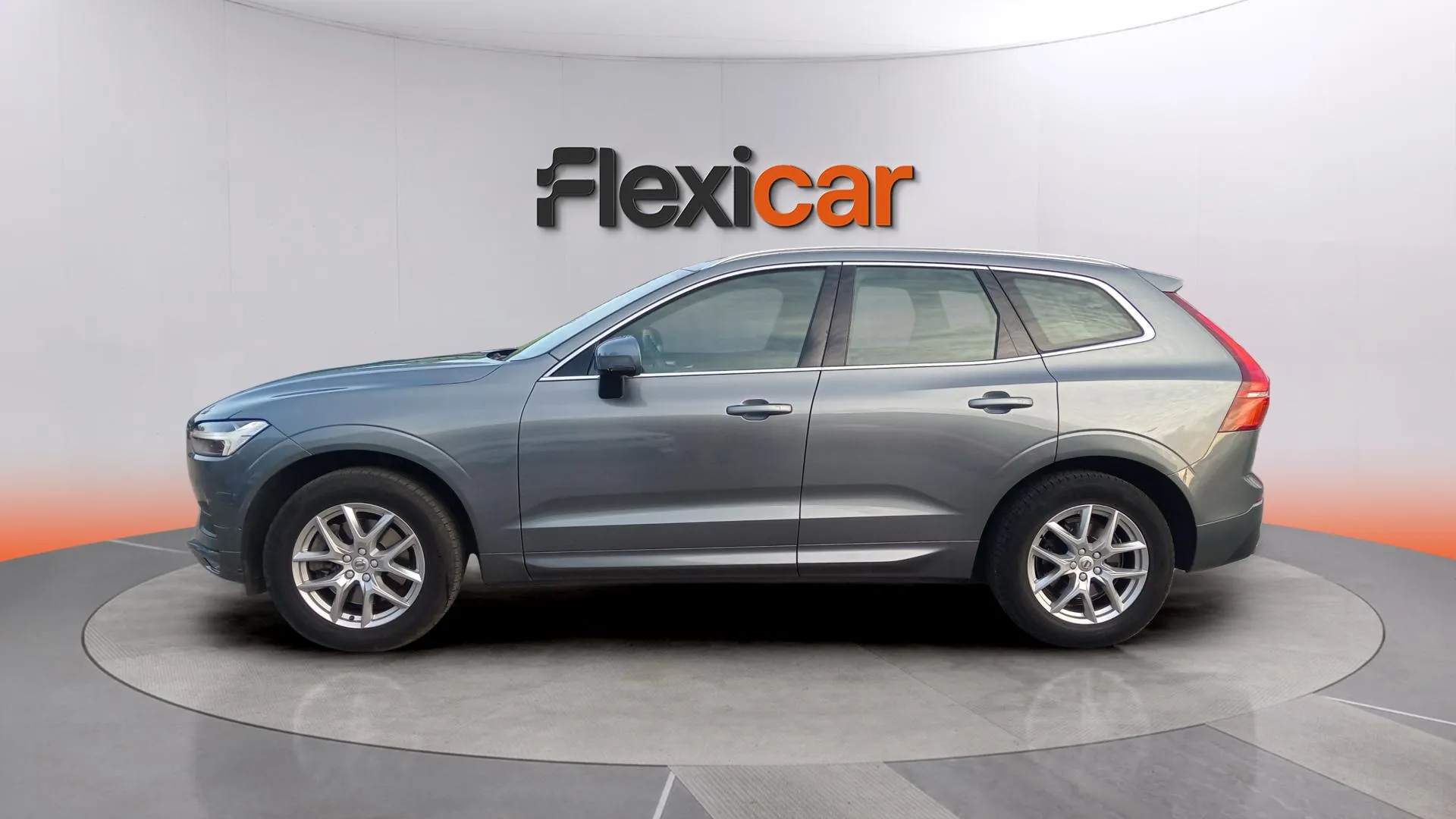 Volvo XC60 2.0 B4 D Momentum Pro - foto 9