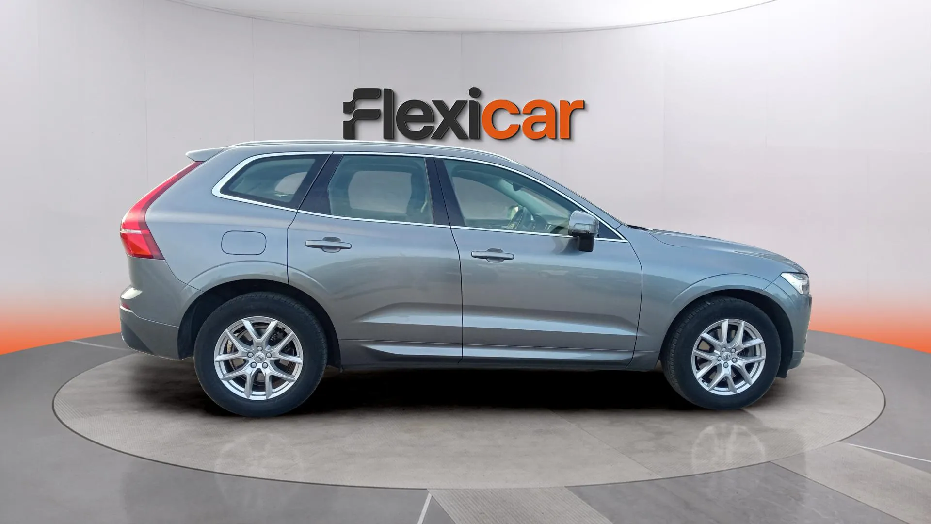 Volvo XC60 2.0 B4 D Momentum Pro - foto 7