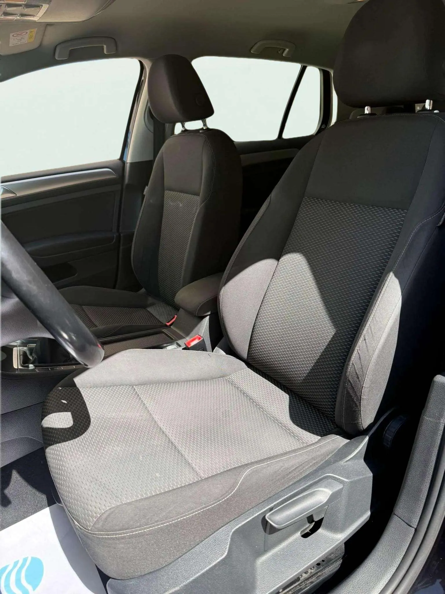 Volkswagen Golf Advance 1.0 TSI - foto 26
