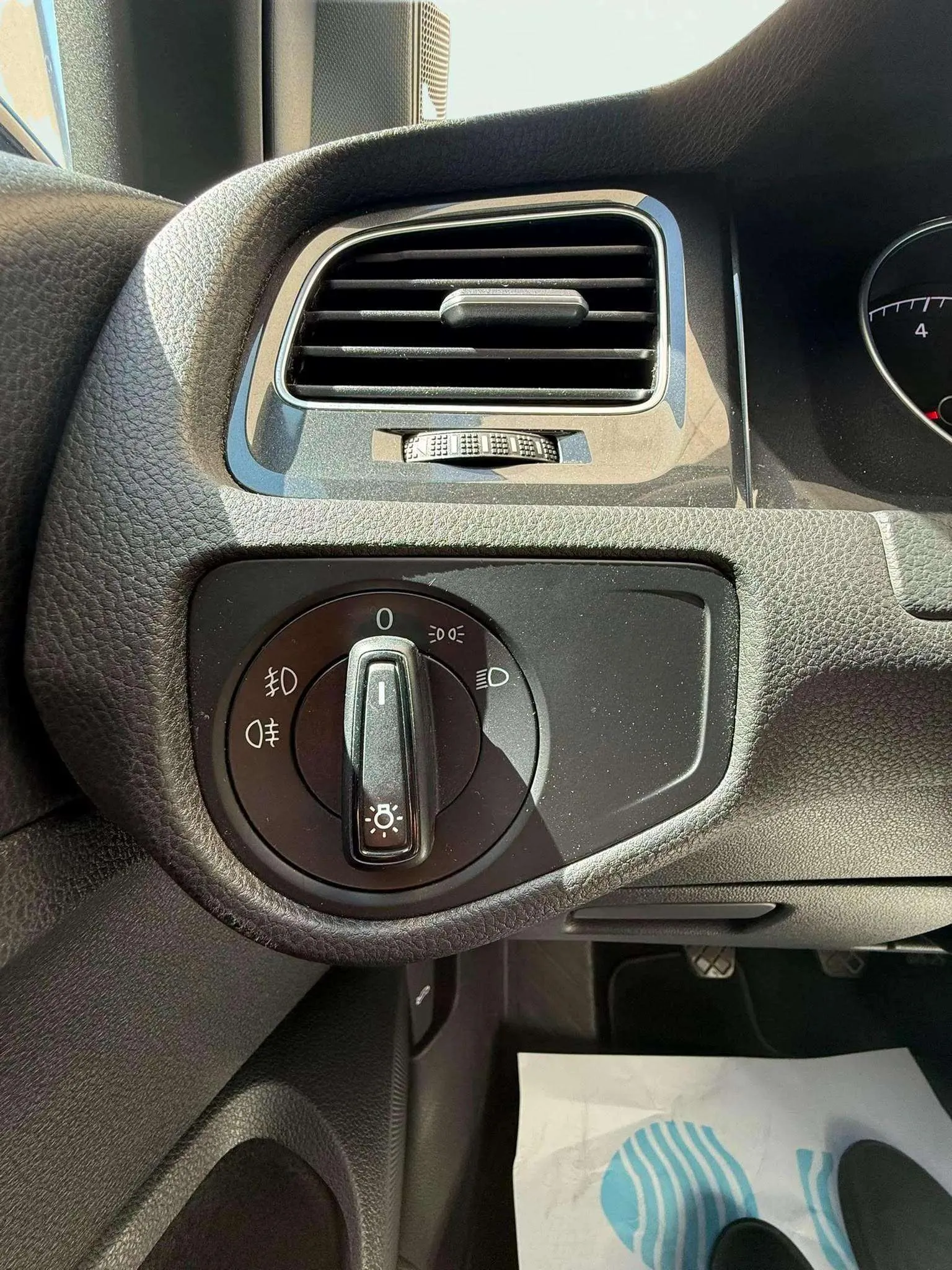 Volkswagen Golf Advance 1.0 TSI - foto 27