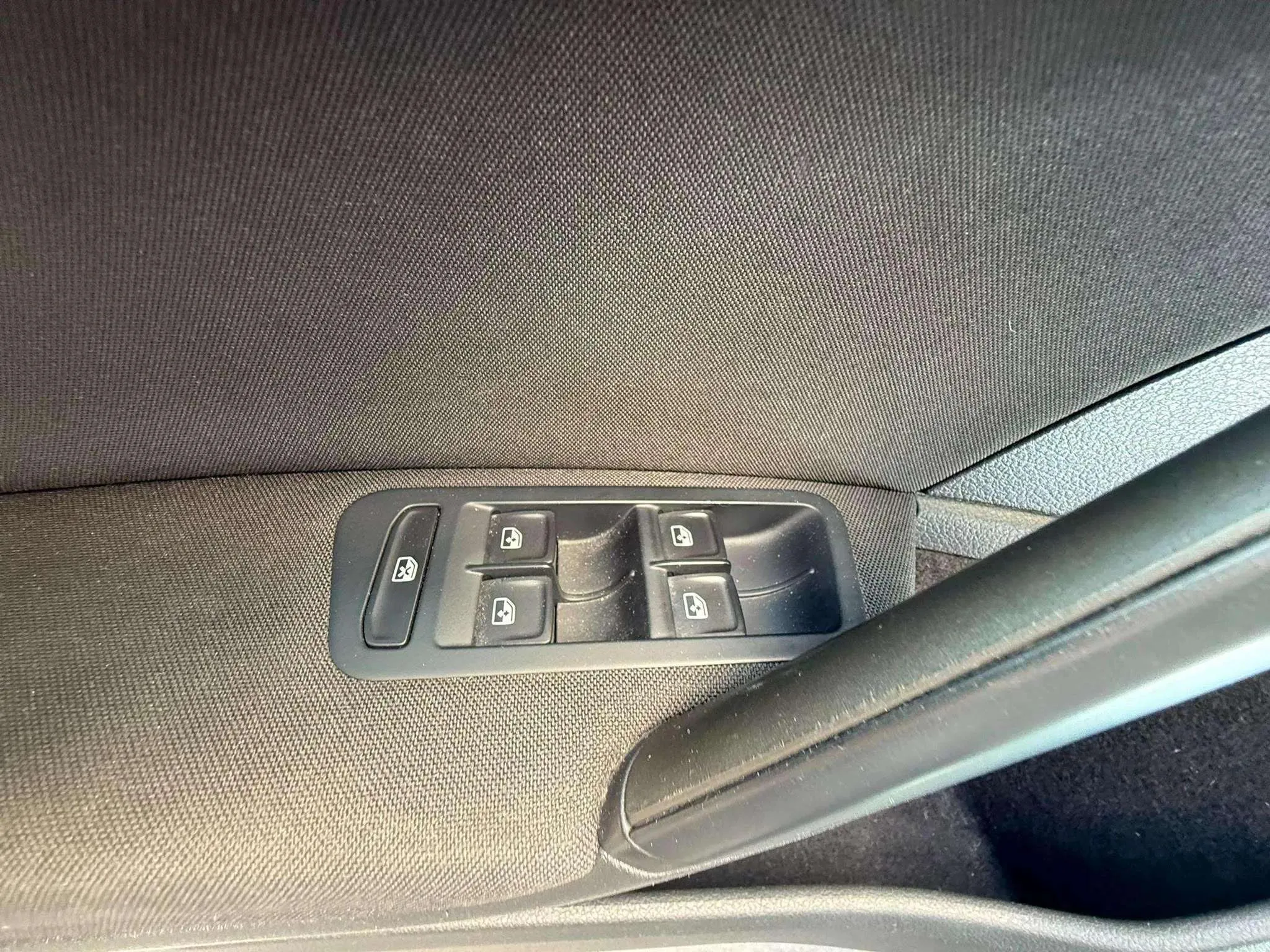 Volkswagen Golf Advance 1.0 TSI - foto 30