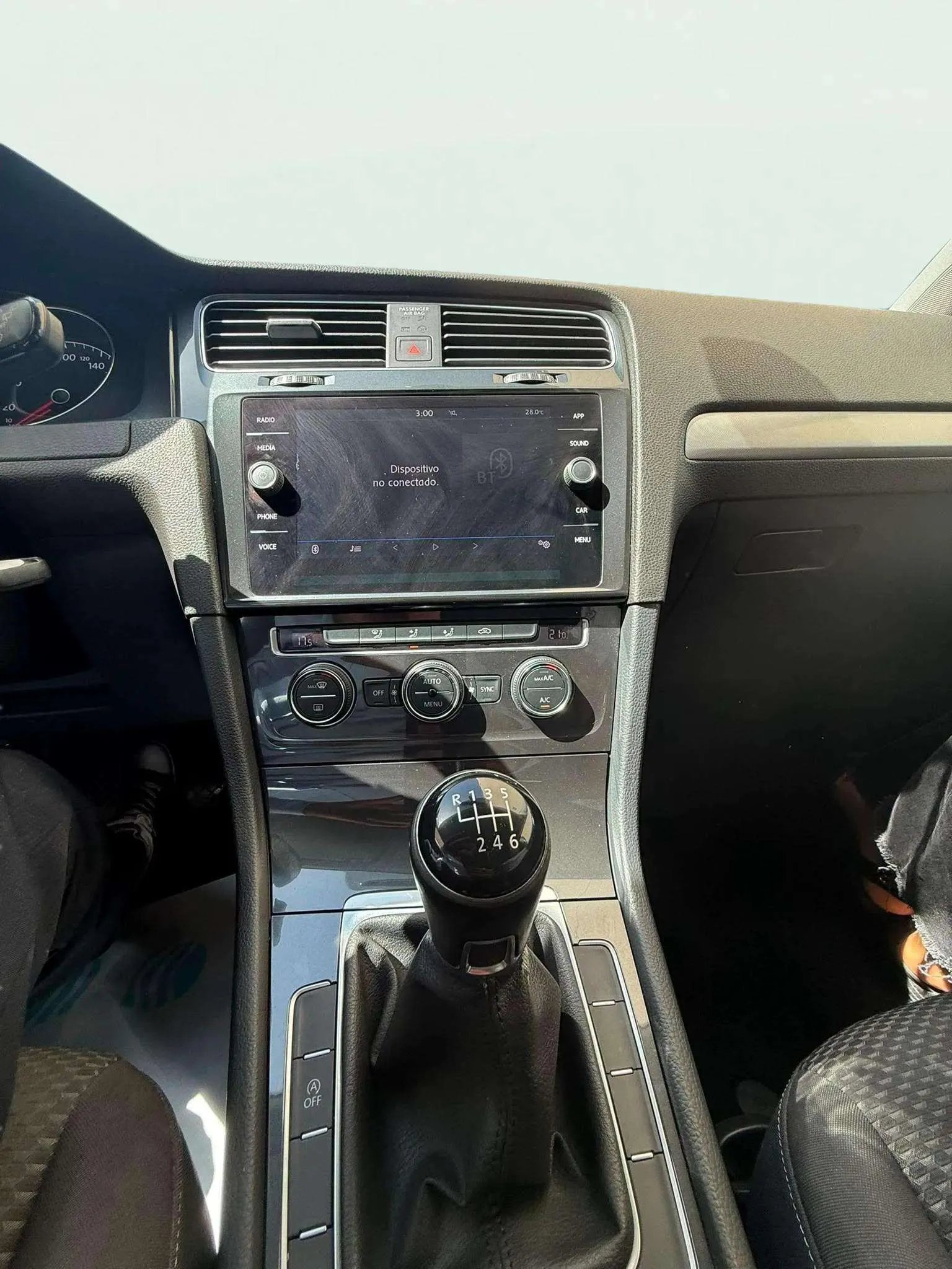 Volkswagen Golf Advance 1.0 TSI - foto 11