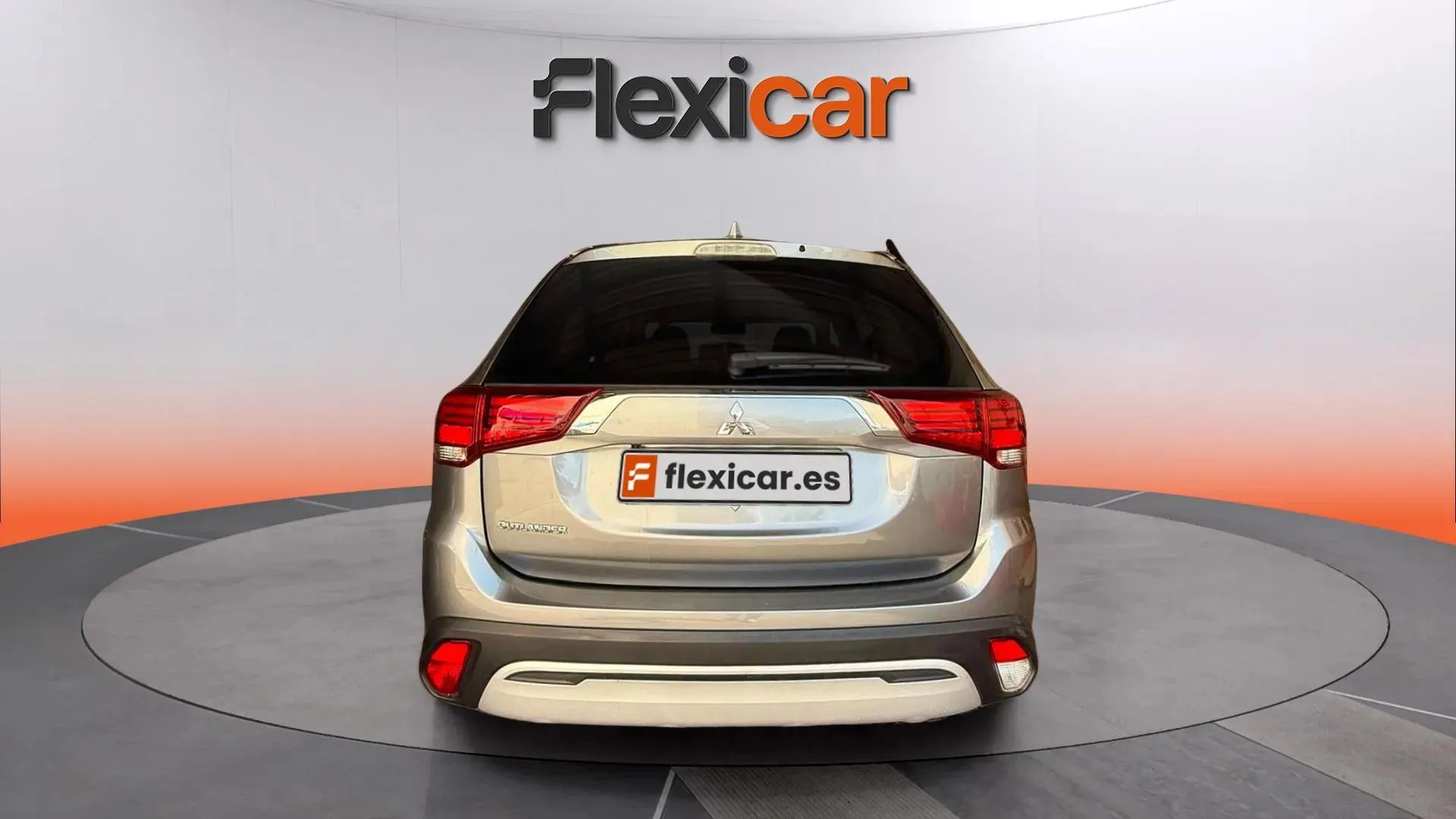 Mitsubishi Outlander 200 MPI Motion CVT 2WD 5 Plazas - foto 9