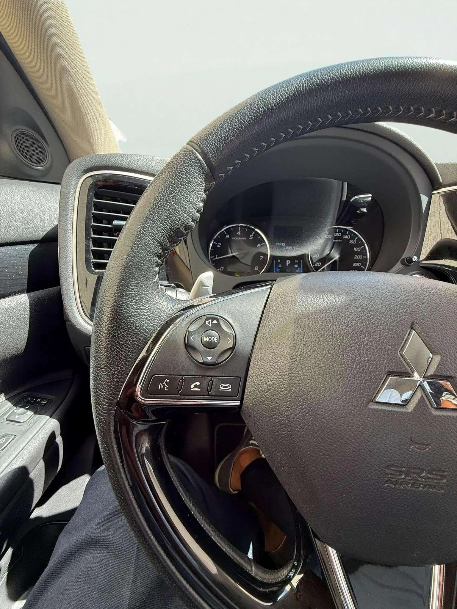 Mitsubishi Outlander 200 MPI Motion CVT 2WD 5 Plazas - foto 14